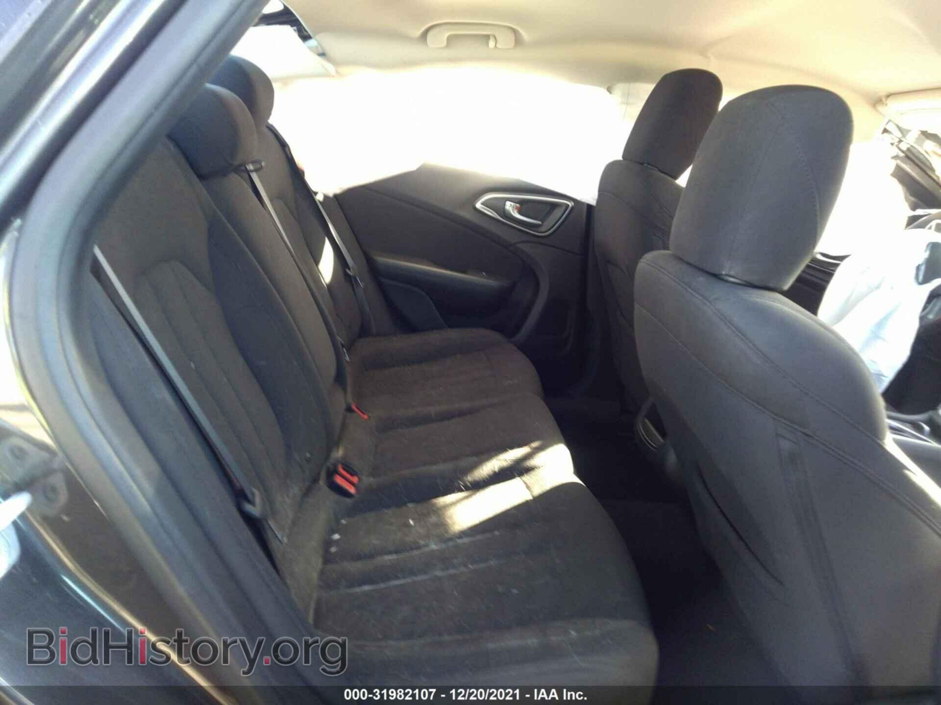 2016 CHRYSLER 200 - VIN: 1C3CCCABXGN145540 - Фото 8