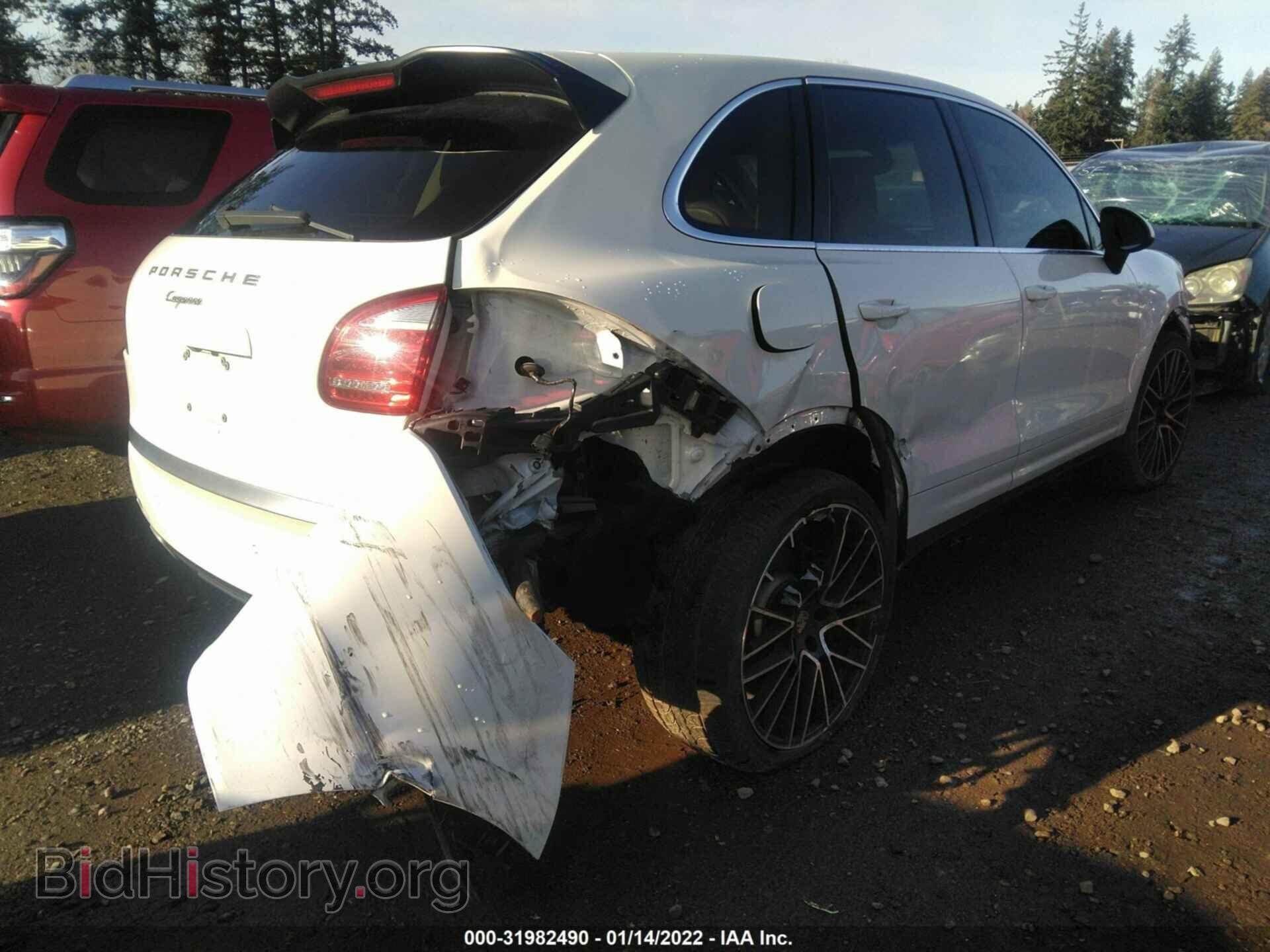 2011 PORSCHE CAYENNE - VIN: WP1AA2A21BLA07052 - Photo 4
