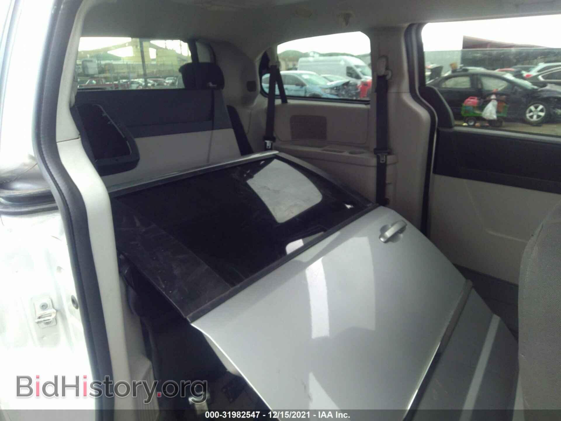 2010 DODGE GRAND CARAVAN - VIN: 2D4RN5D11AR283107 - Фото 8