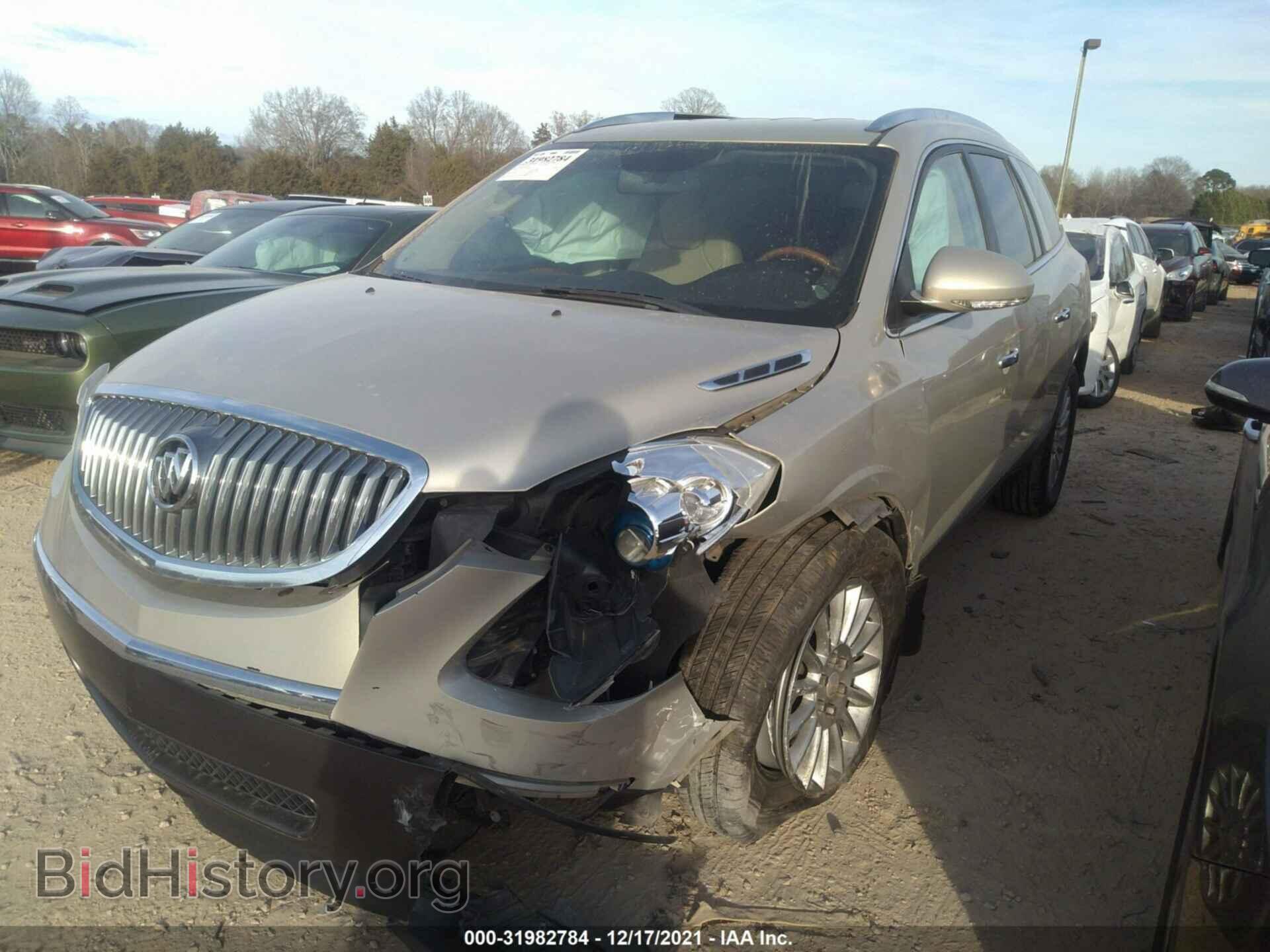 2012 BUICK ENCLAVE - VIN: 5GAKRCED7CJ295562 - Photo 2
