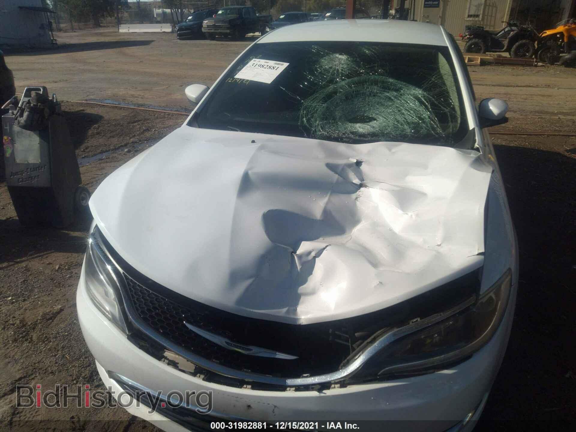 2016 CHRYSLER 200 - VIN: 1C3CCCAB1GN112877 - Фото 6