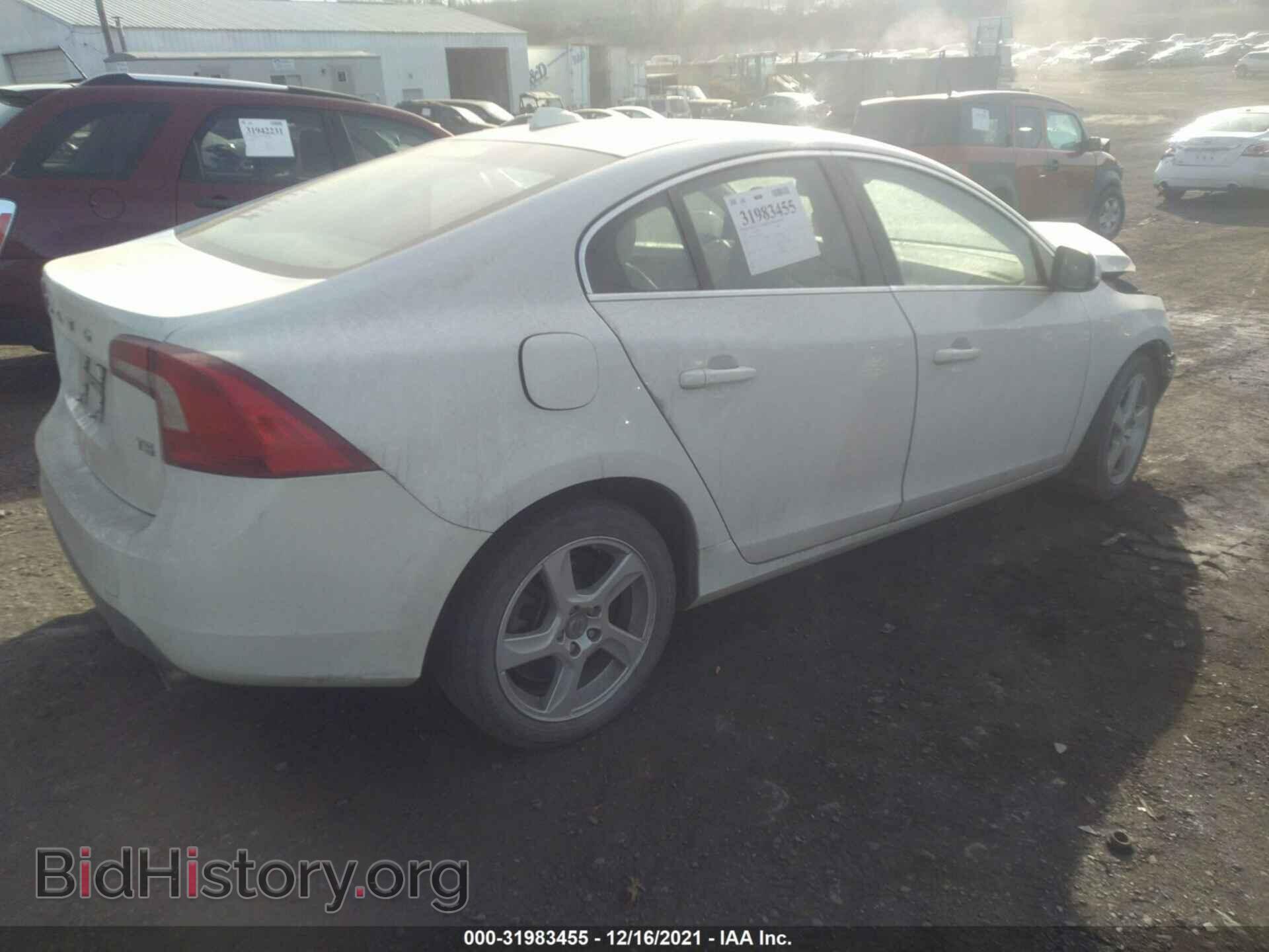 2013 VOLVO S60 - VIN: YV1612FSXD2199512 - Фото 4