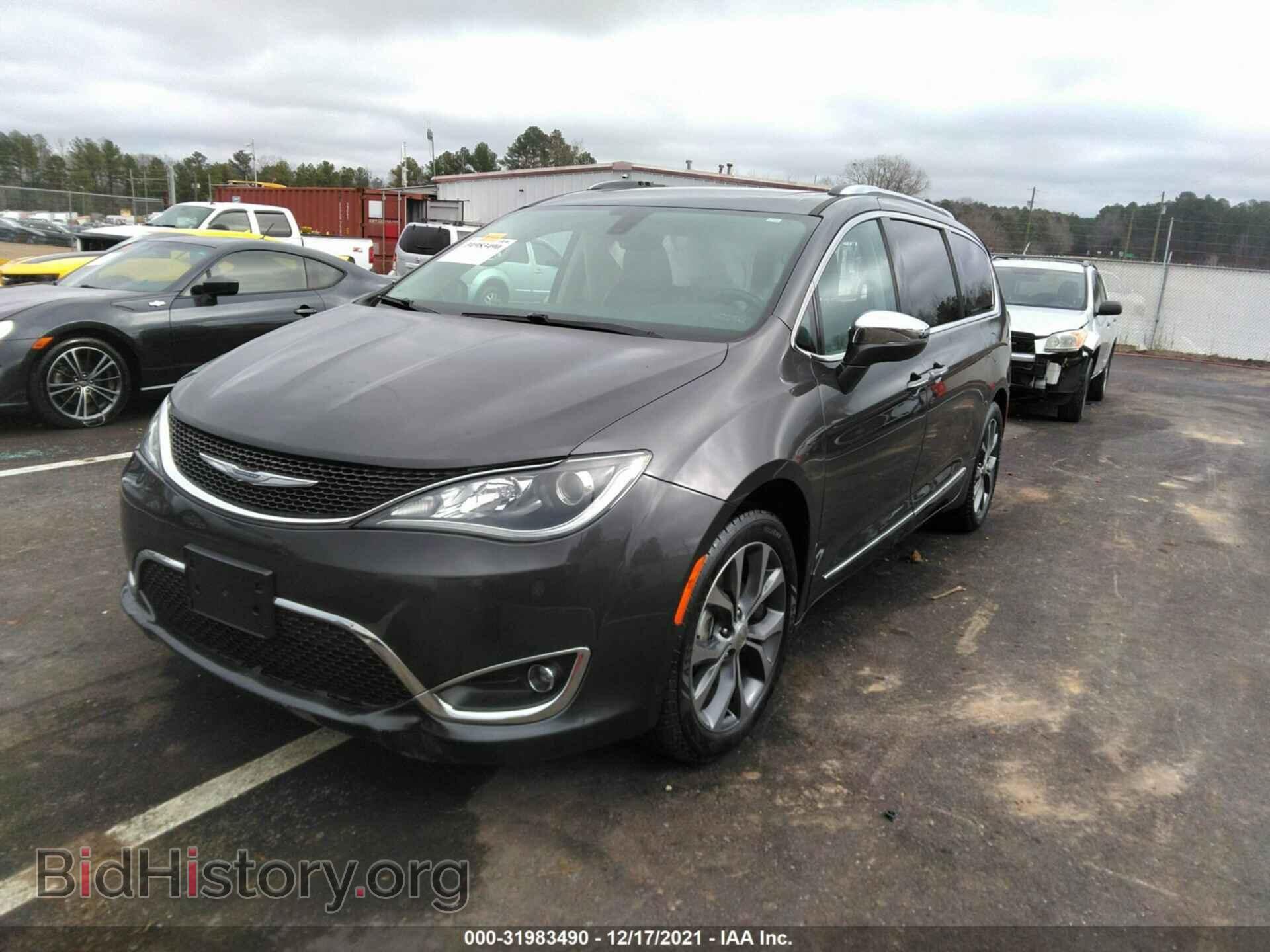 2017 CHRYSLER PACIFICA - VIN: 2C4RC1GG8HR638067 - Фото 2