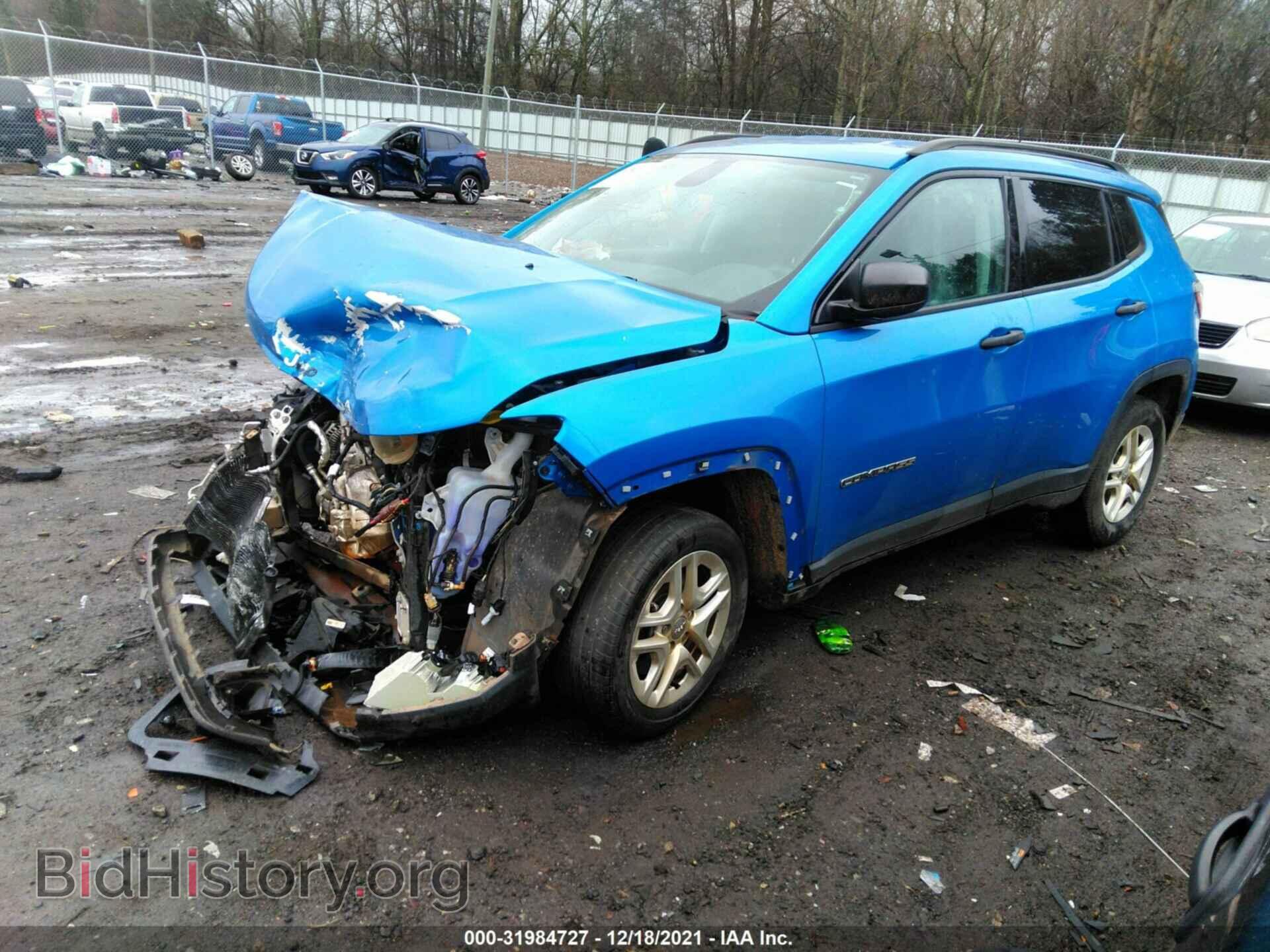 2017 JEEP COMPASS - VIN: 3C4NJCAB8HT672925 - Photo 2