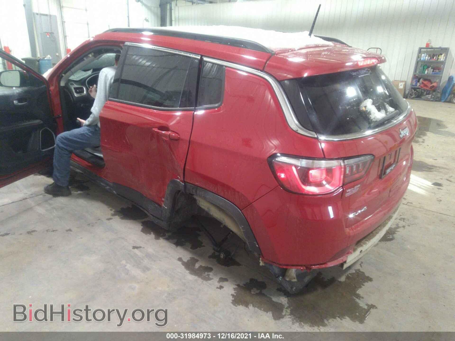 2017 JEEP COMPASS - VIN: 3C4NJDBB3HT674585 - Фото 3
