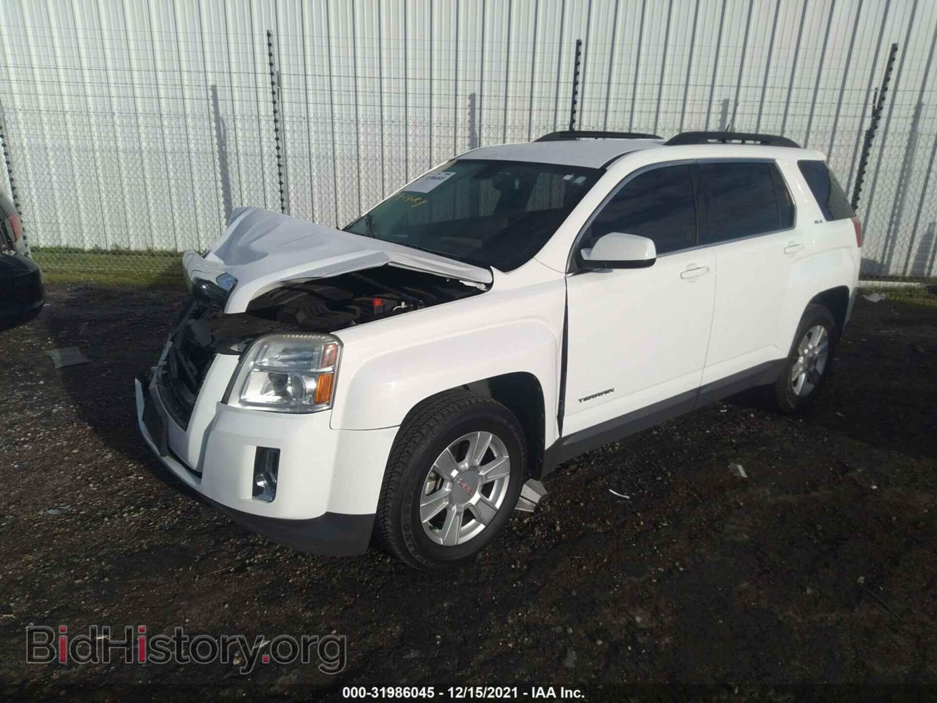 2010 GMC TERRAIN - VIN: 2CTFLEEW9A6363406 - Фото 2