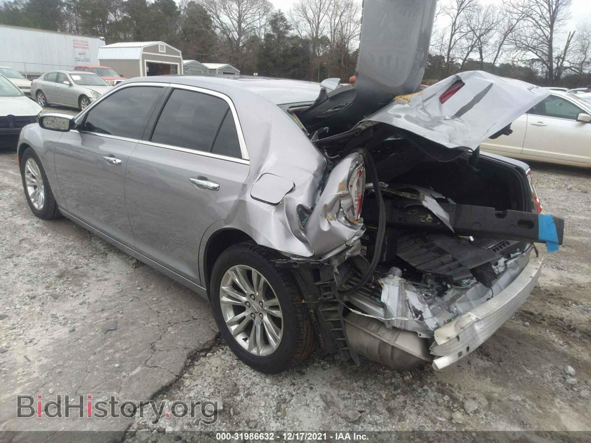2017 CHRYSLER 300 - VIN: 2C3CCAEGXHH565013 - Фото 3