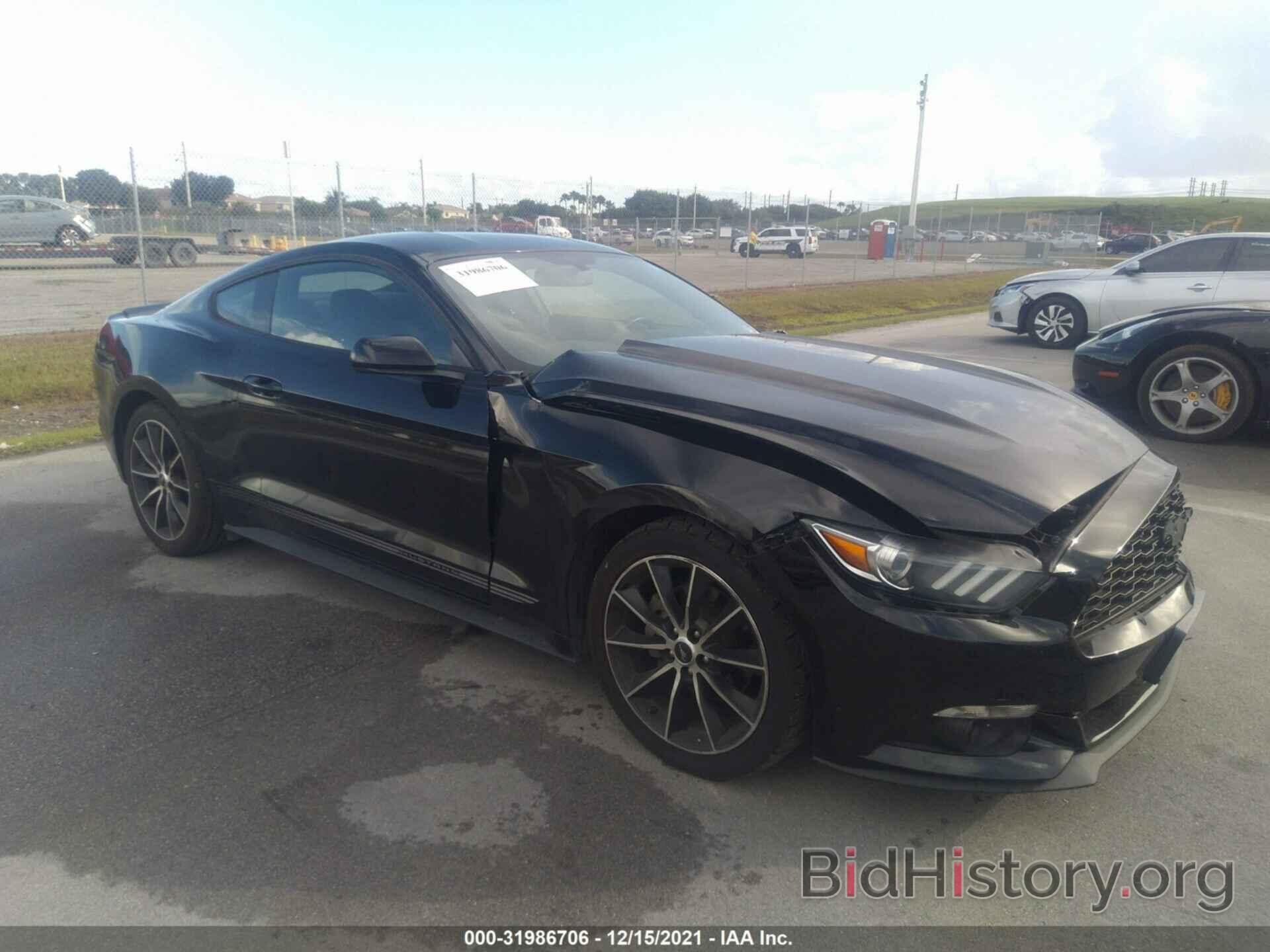 Photo 1FA6P8TH4F5417659 - FORD MUSTANG 2015
