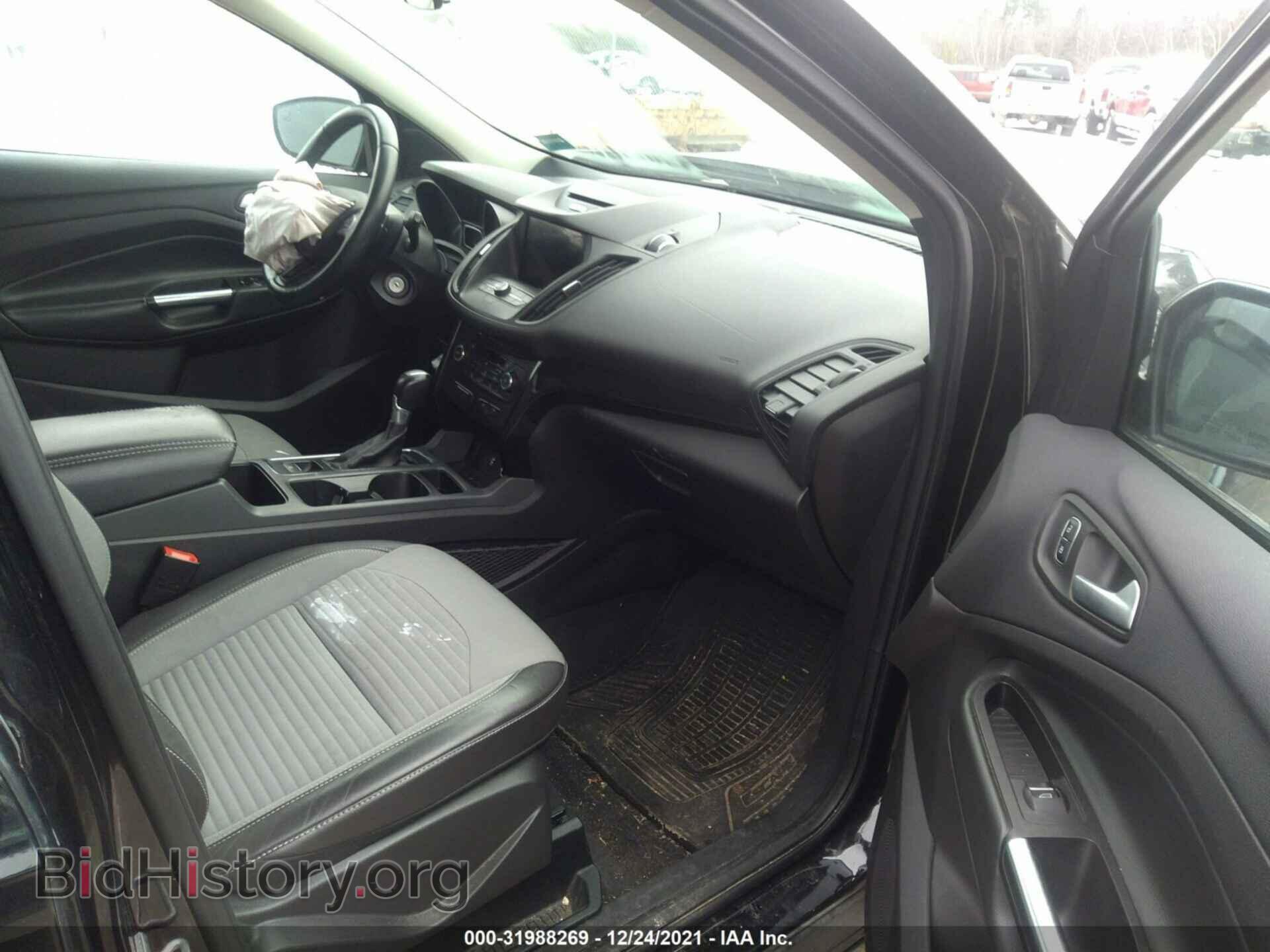 2017 FORD ESCAPE - VIN: 1FMCU9GD3HUB94070 - Photo 5