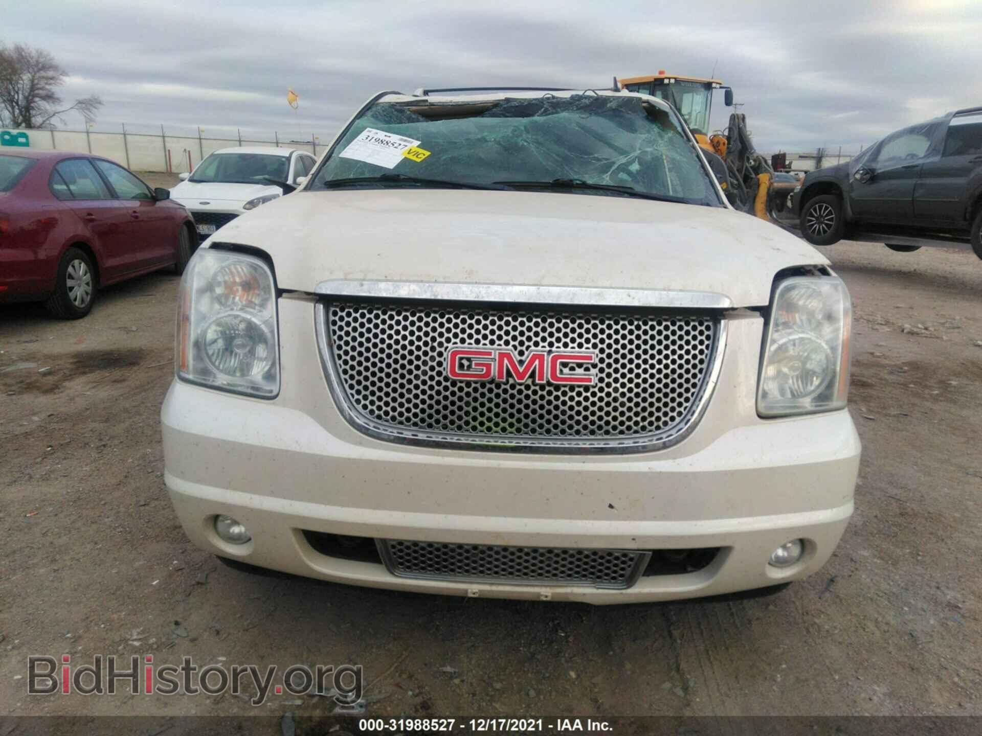 2011 GMC YUKON - VIN: 1GKS2EEF0BR205687 - Фото 6