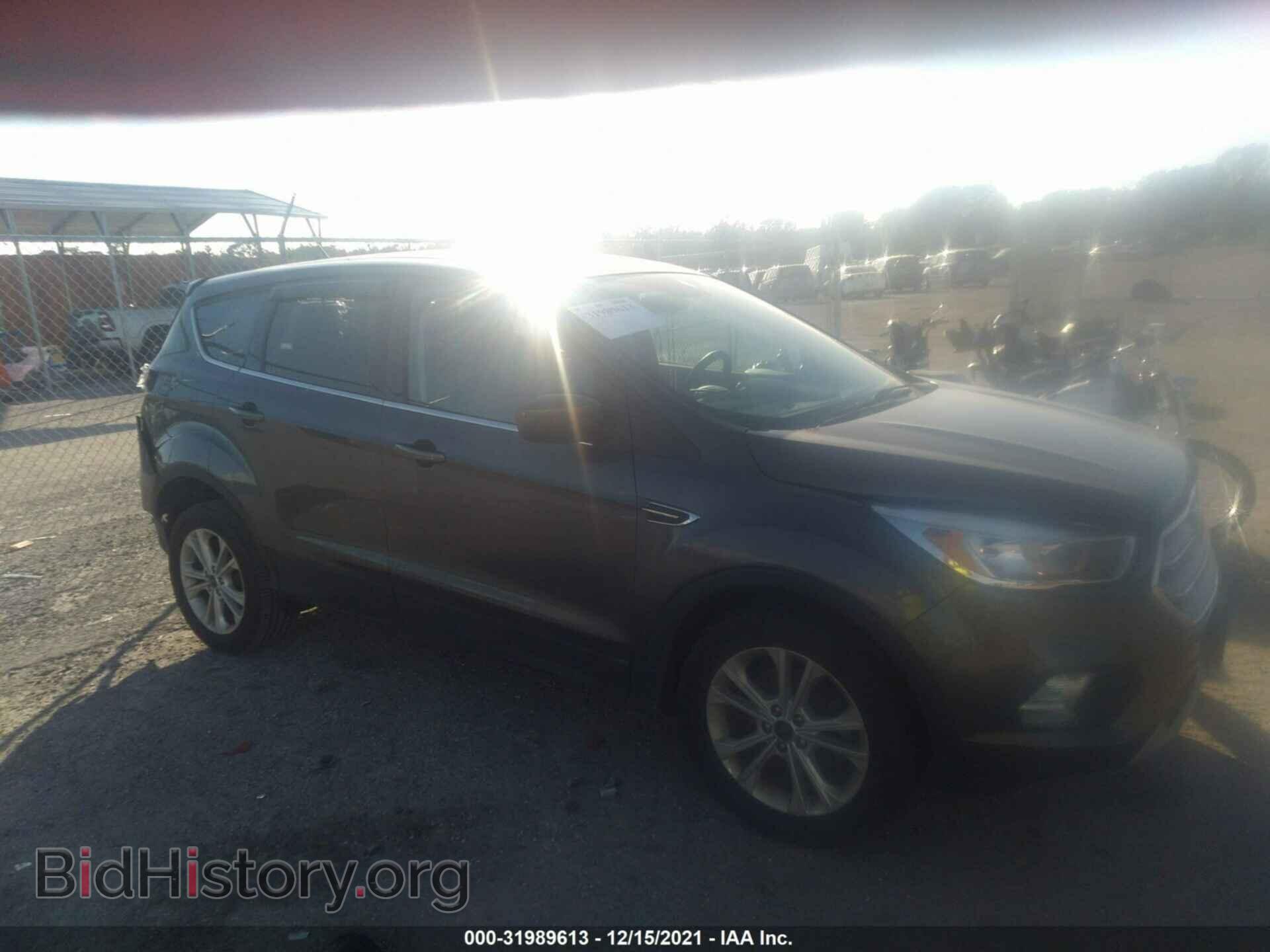 Фотография 1FMCU0GD0HUC12147 - FORD ESCAPE 2017
