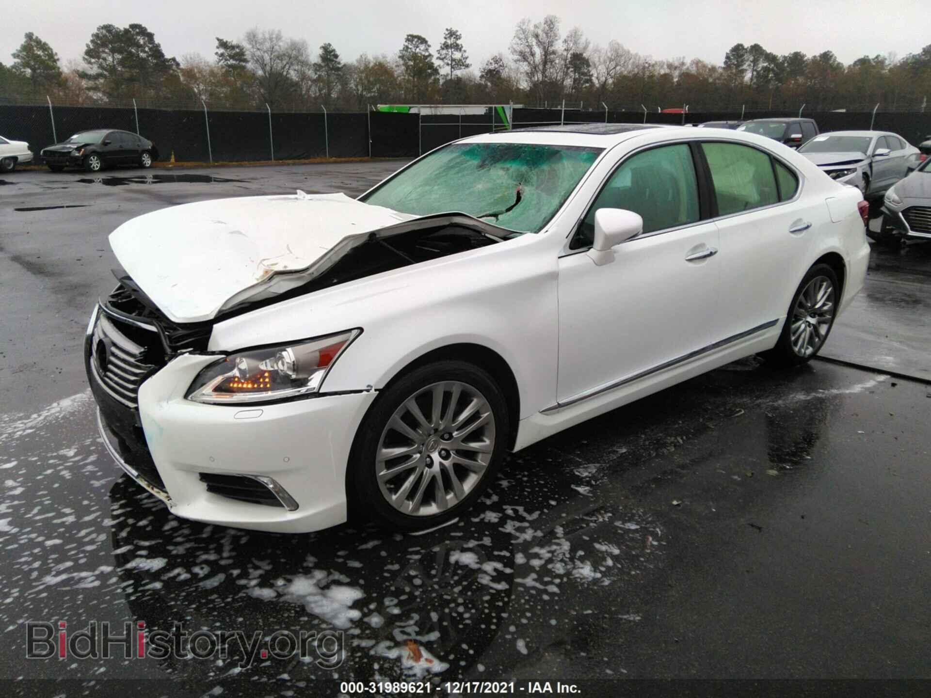 2015 LEXUS LS 460 - VIN: JTHBL5EF0F5135709 - Фото 2