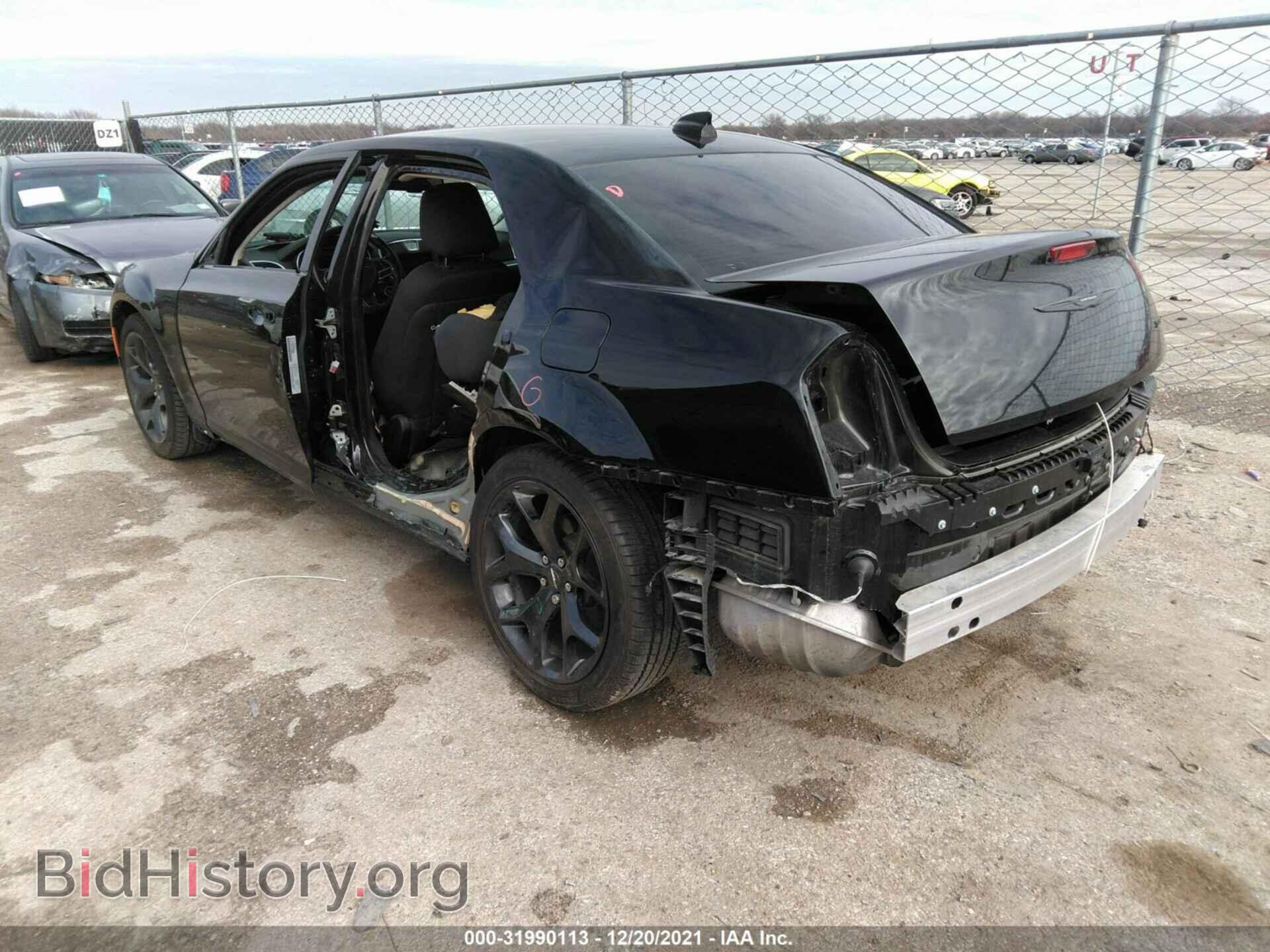 2021 CHRYSLER 300 - VIN: 2C3CCAAG2MH570965 - Photo 3