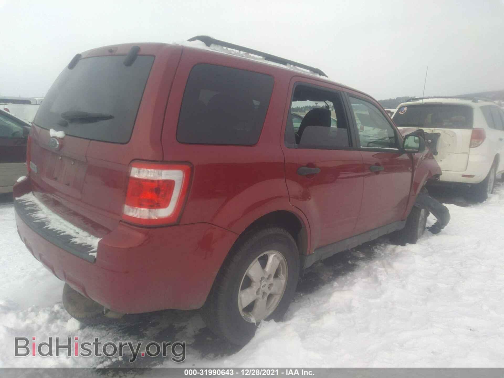 2011 FORD ESCAPE - VIN: 1FMCU0D76BKB33955 - Фото 4
