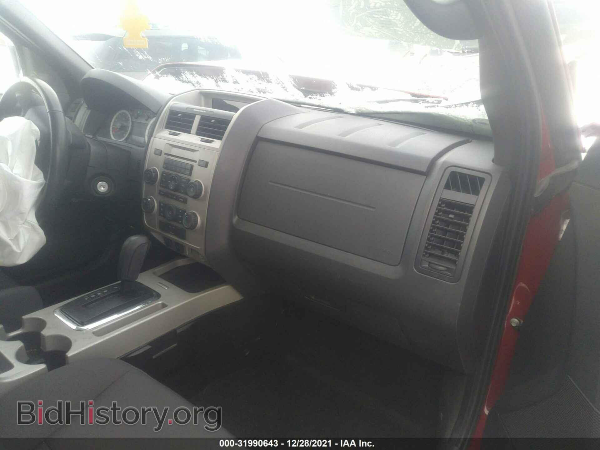 2011 FORD ESCAPE - VIN: 1FMCU0D76BKB33955 - Фото 5