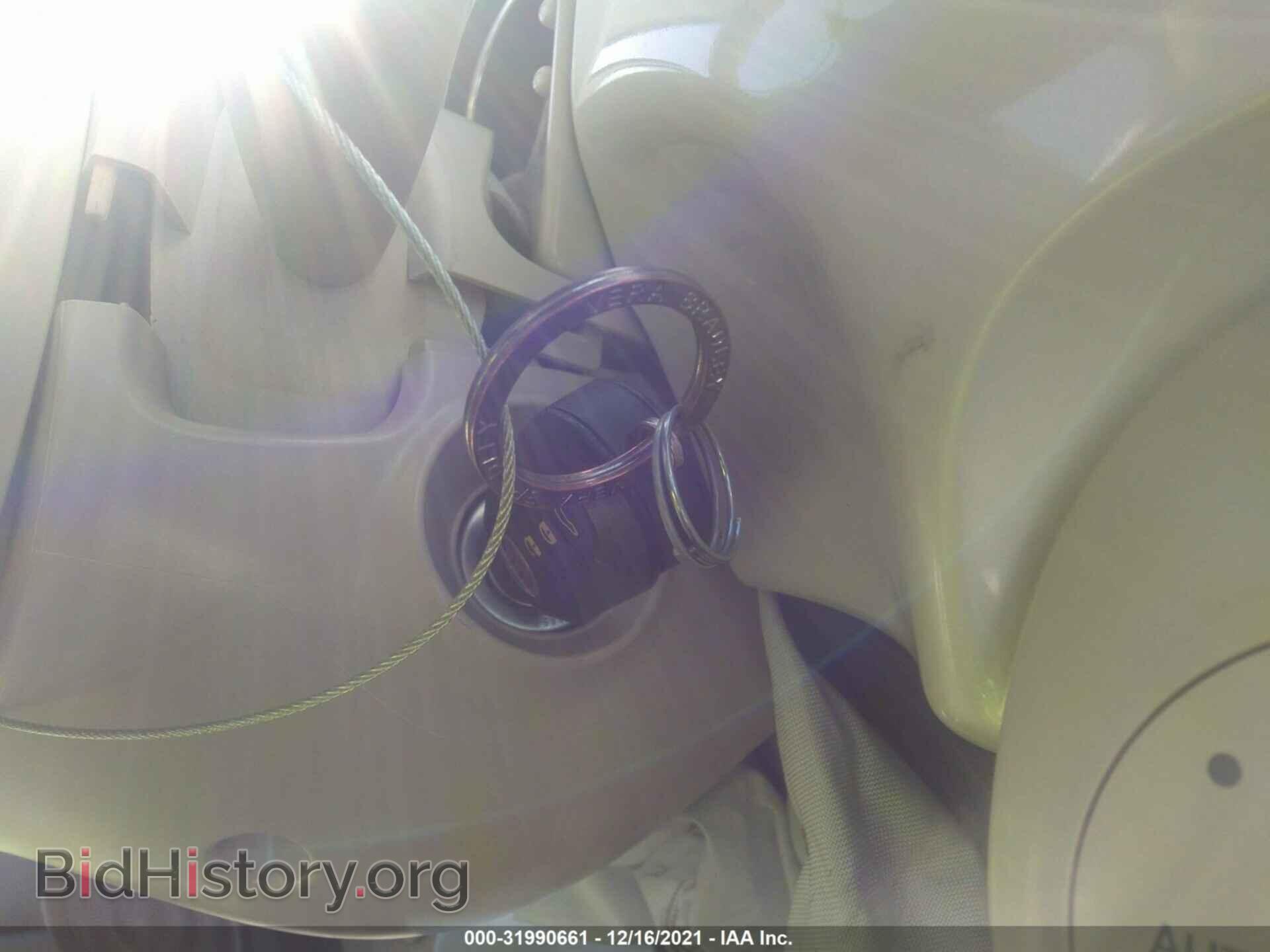2017 FIAT 500C - VIN: 3C3CFFER2HT661747 - Photo 11