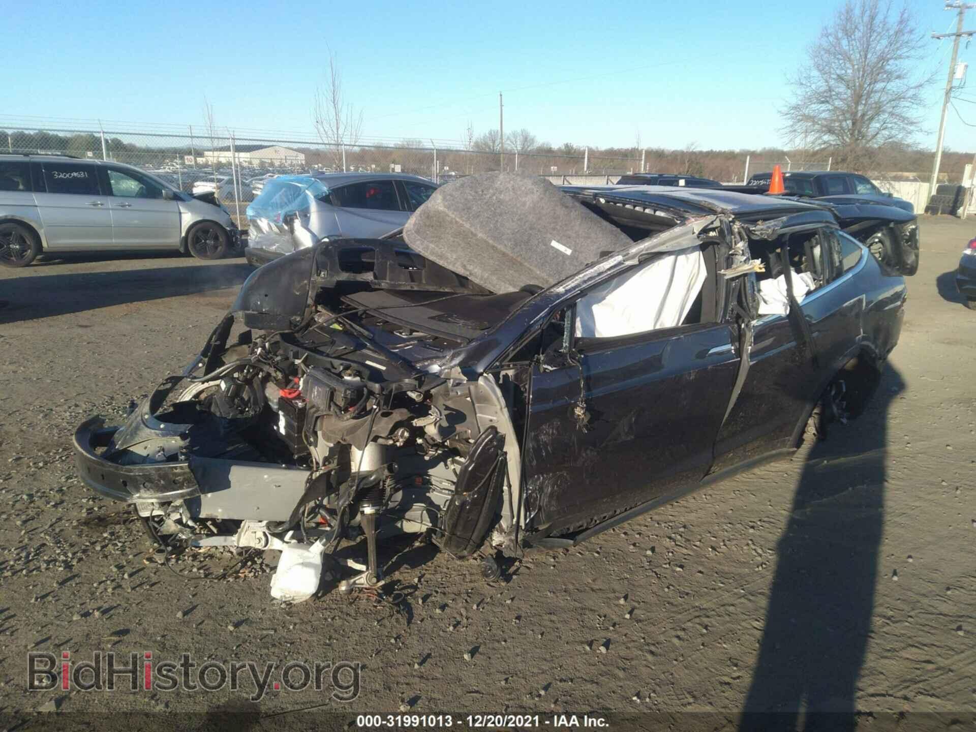 2017 TESLA MODEL X - VIN: 5YJXCDE42HF037105 - Photo 2