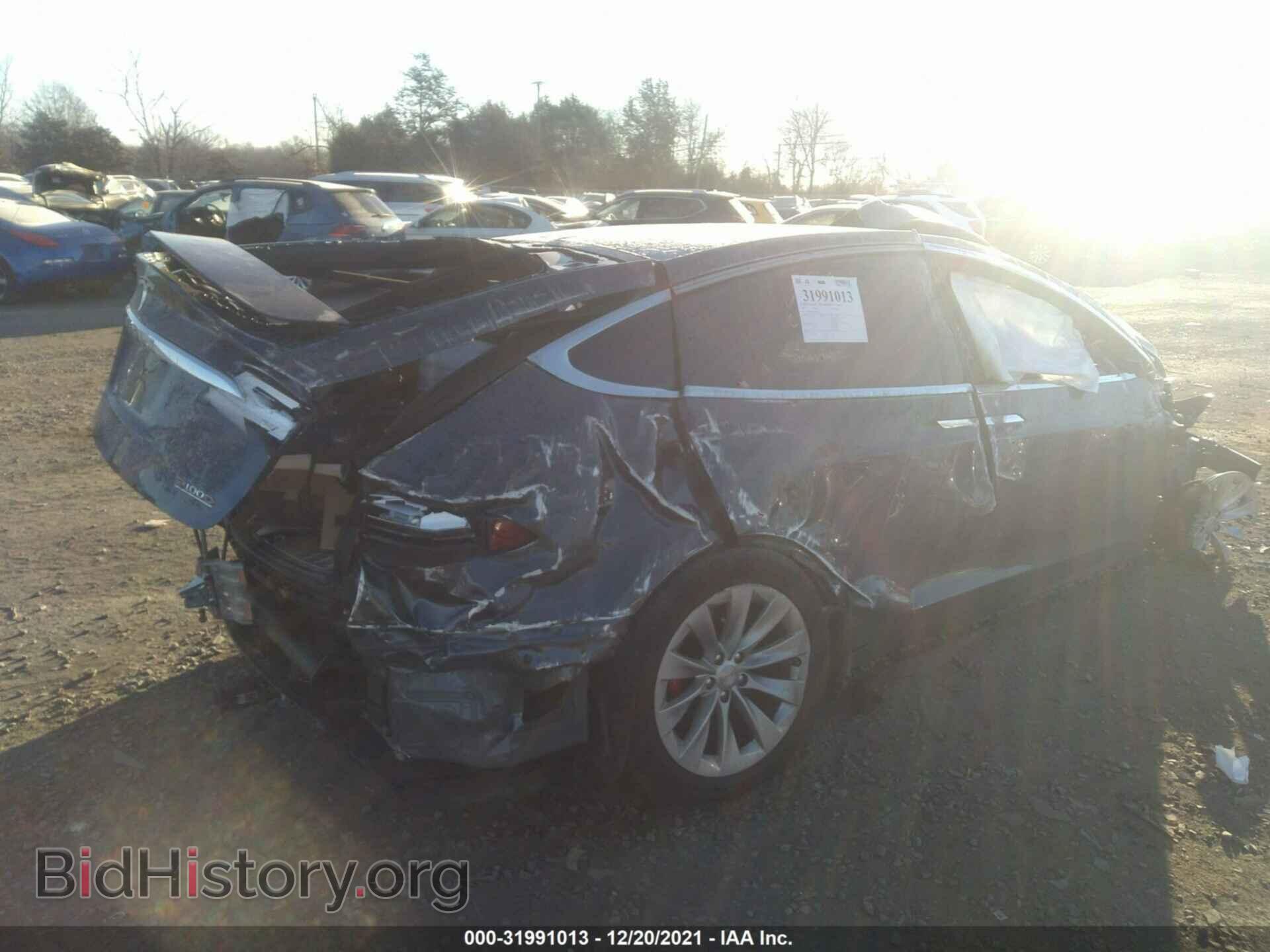 2017 TESLA MODEL X - VIN: 5YJXCDE42HF037105 - Photo 4