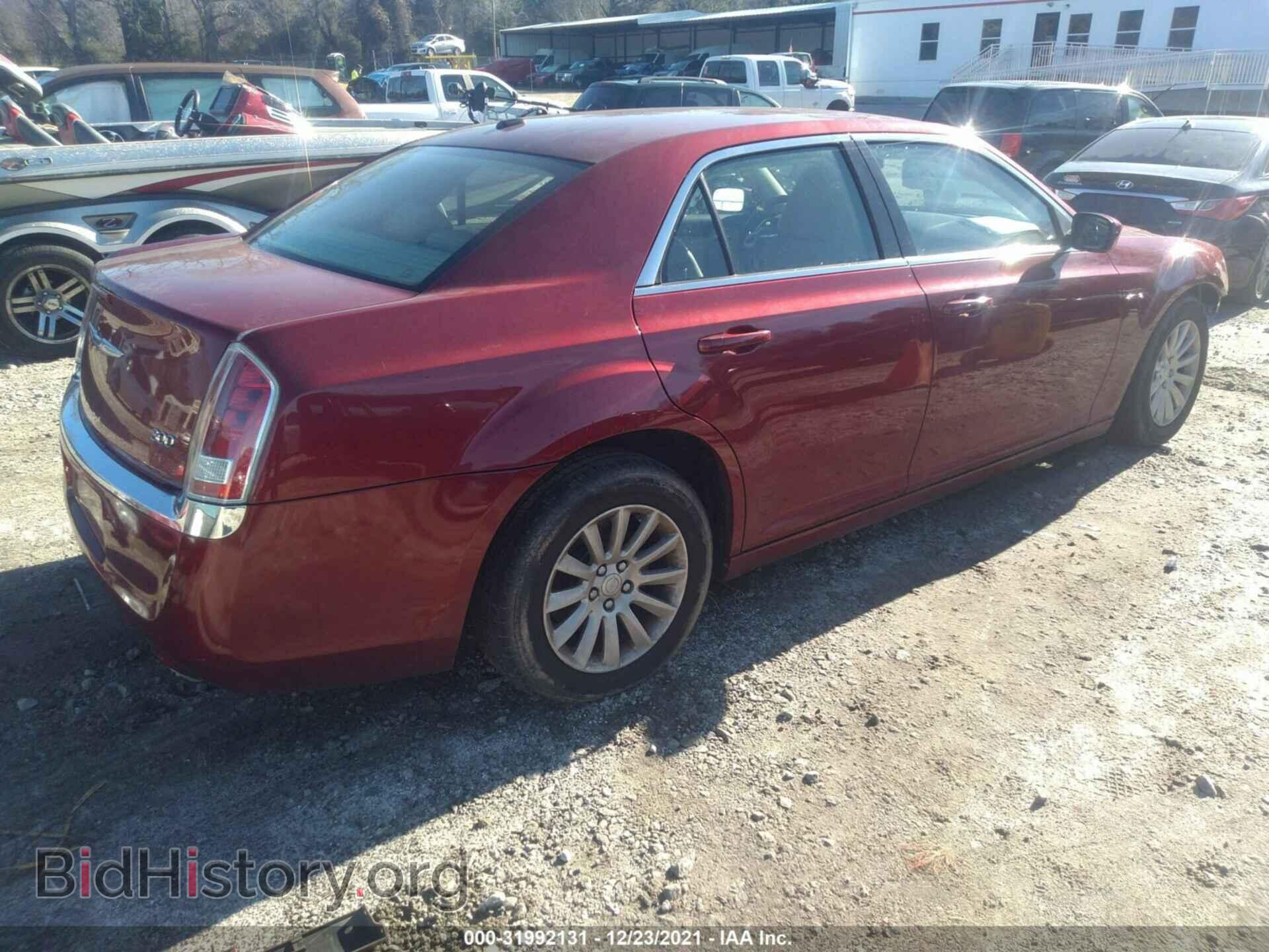 2014 CHRYSLER 300 - VIN: 2C3CCAAGXEH119896 - Фото 4