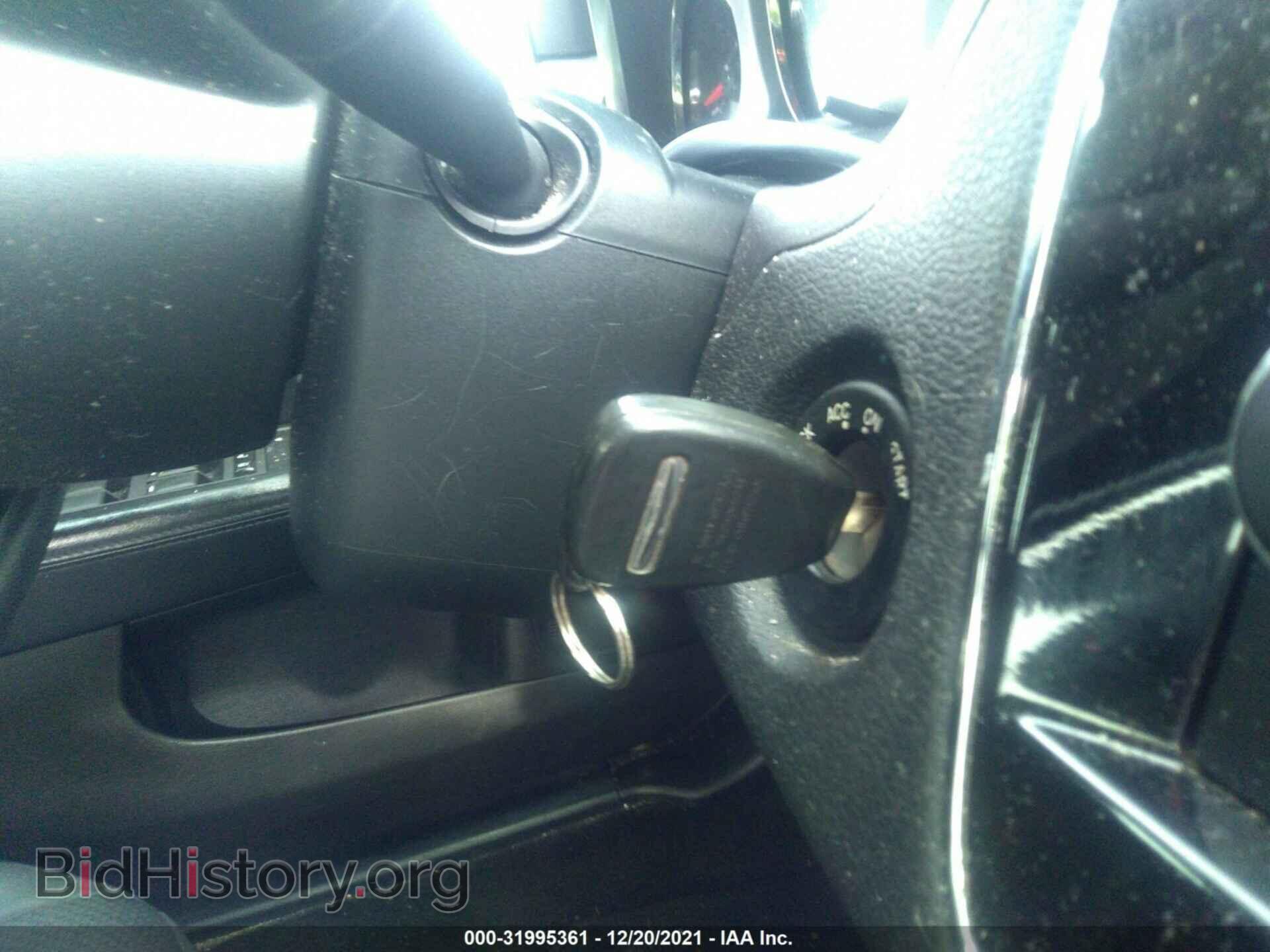 2011 CHRYSLER 200 - VIN: 1C3BC4FBXBN558299 - Фото 11