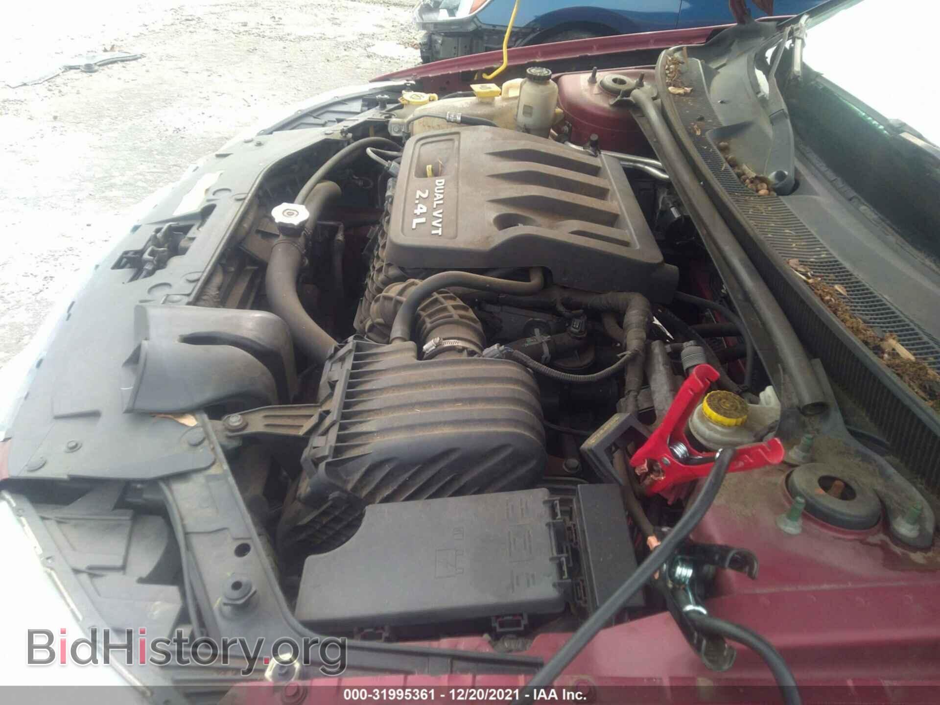 2011 CHRYSLER 200 - VIN: 1C3BC4FBXBN558299 - Фото 10