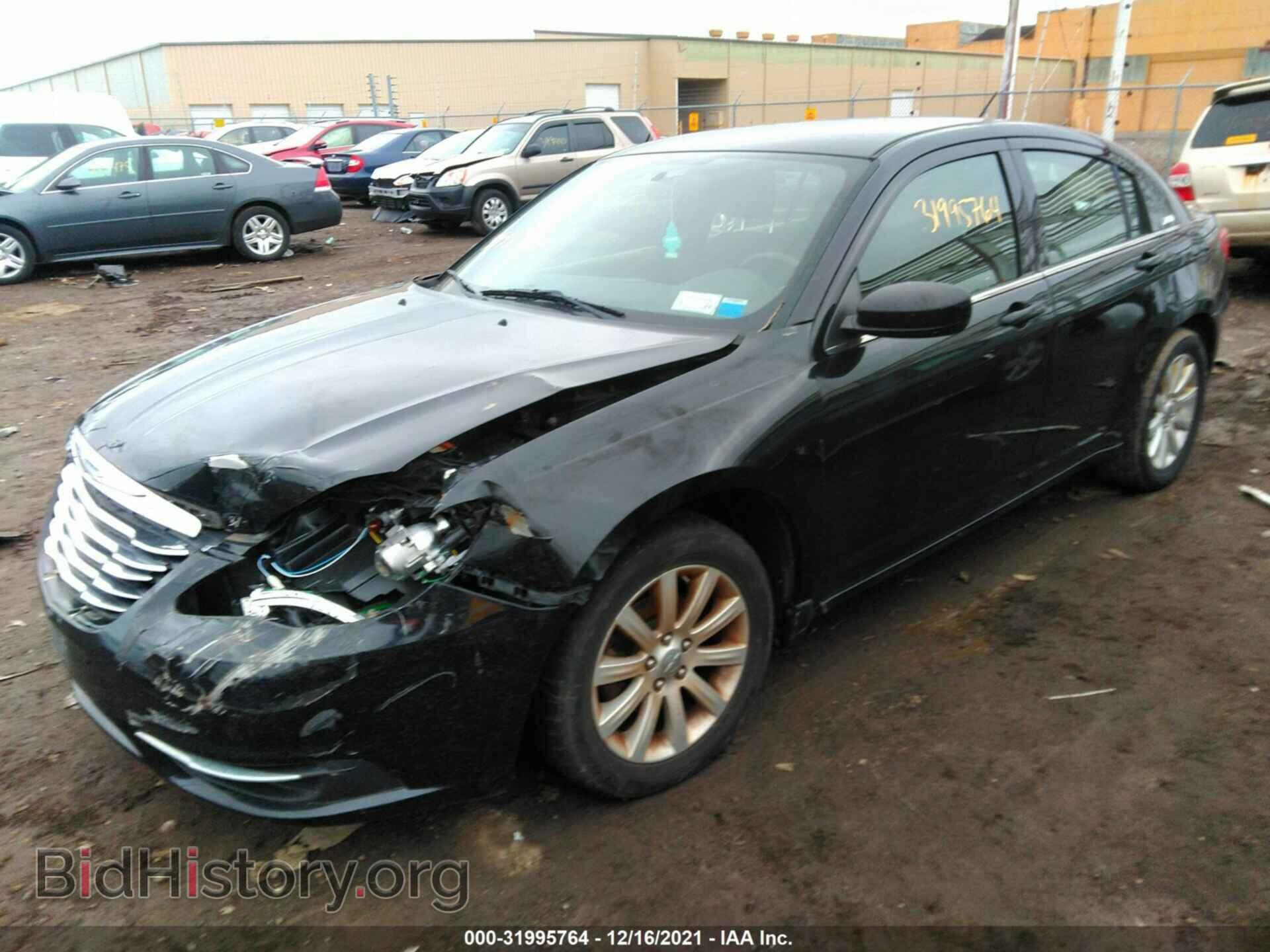 2012 CHRYSLER 200 - VIN: 1C3CCBBB4CN113542 - Photo 2