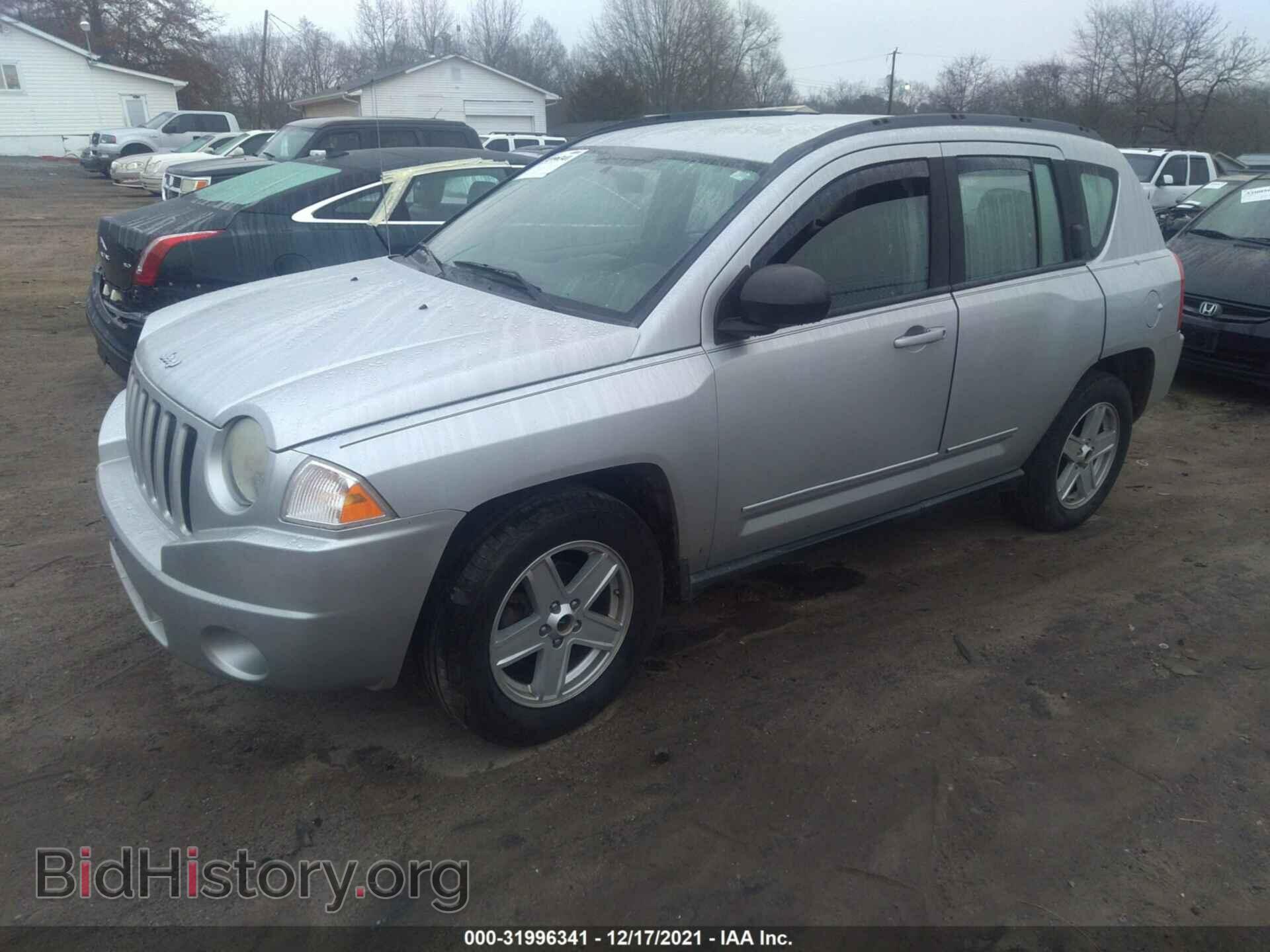 2010 JEEP COMPASS - VIN: 1J4NT4FB3AD553789 - Фото 2