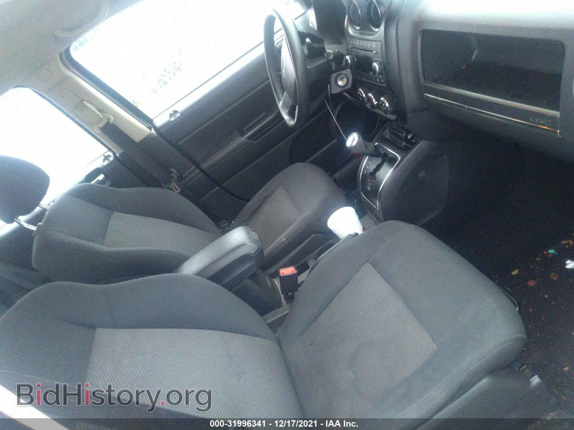 2010 JEEP COMPASS - VIN: 1J4NT4FB3AD553789 - Фото 5