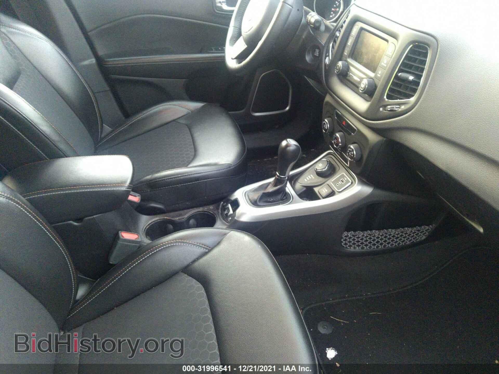 2018 JEEP COMPASS - VIN: 3C4NJDBBXJT354699 - Фото 5