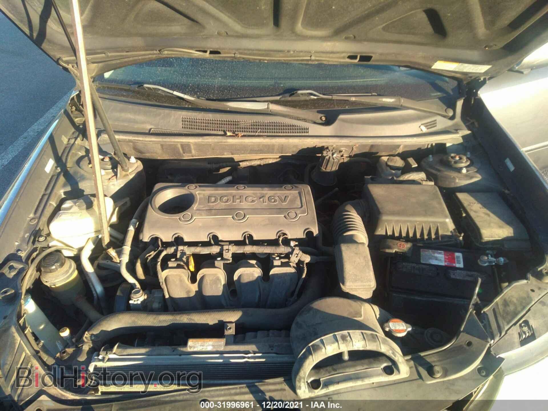 2009 KIA OPTIMA - VIN: KNAGE228995357883 - Фото 10