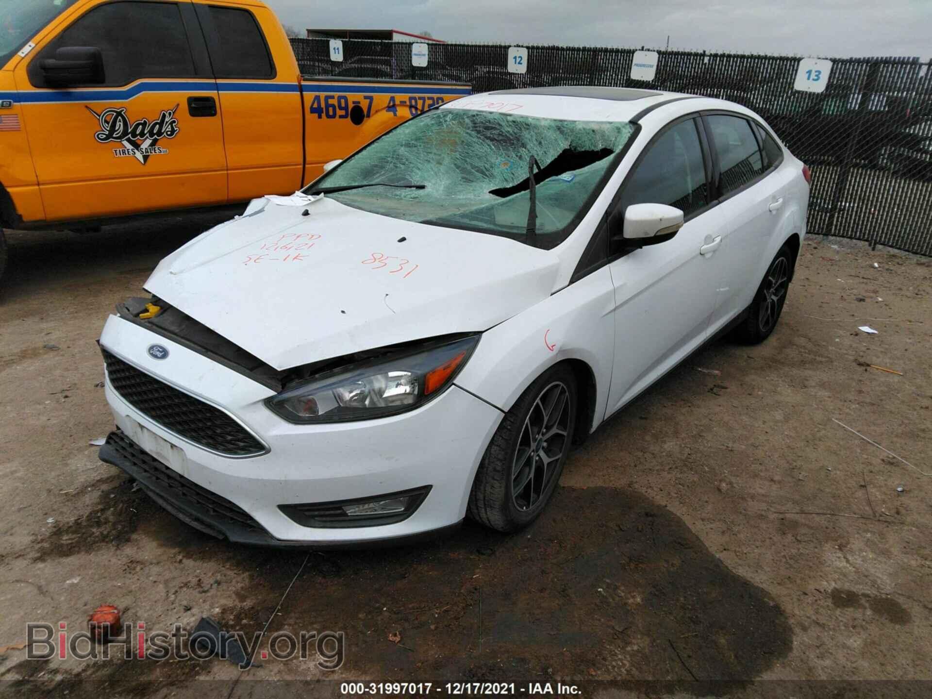 2017 FORD FOCUS - VIN: 1FADP3H22HL318531 - Фото 2