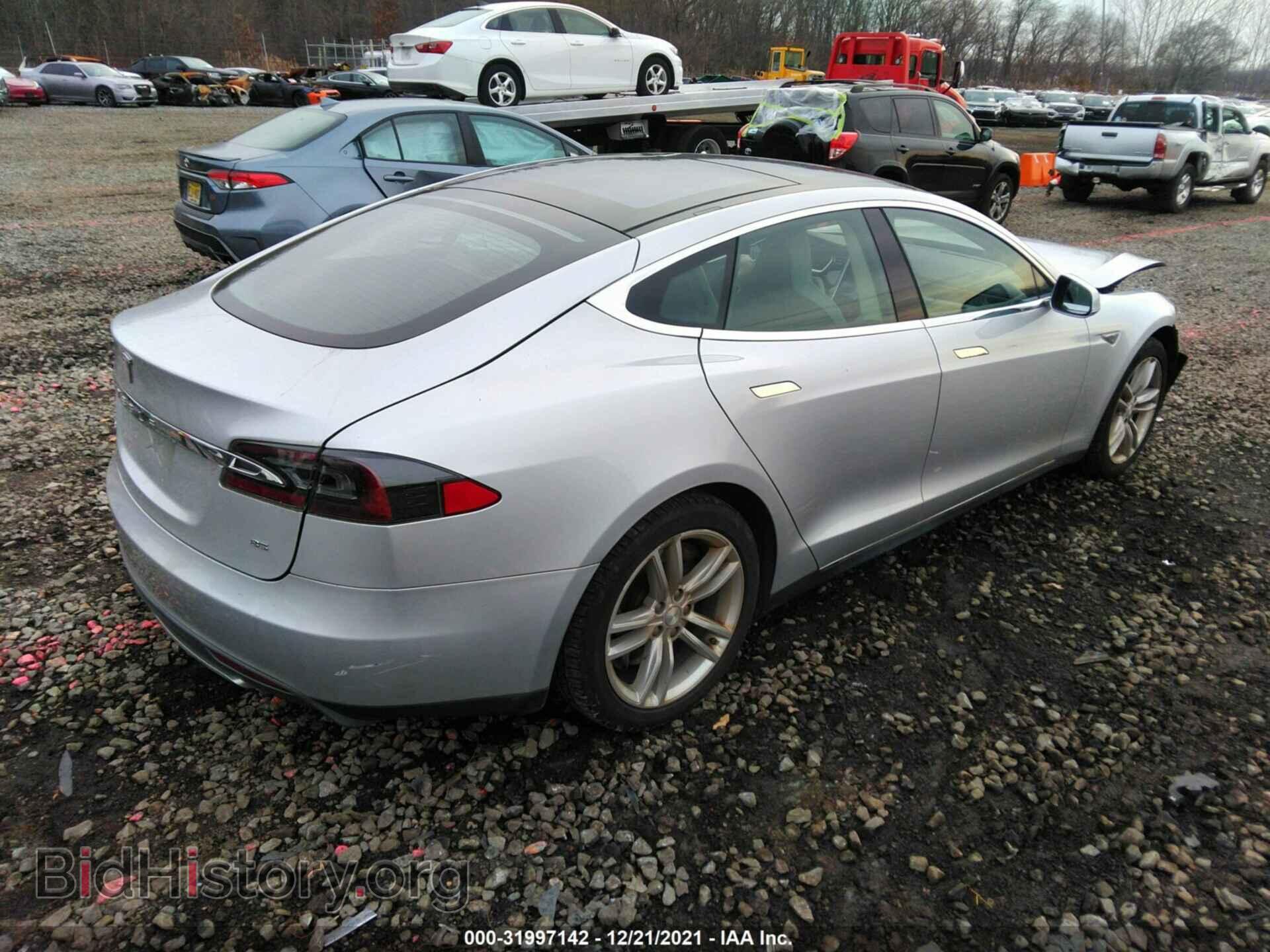 2013 TESLA MODEL S - VIN: 5YJSA1CN3DFP26199 - Photo 4