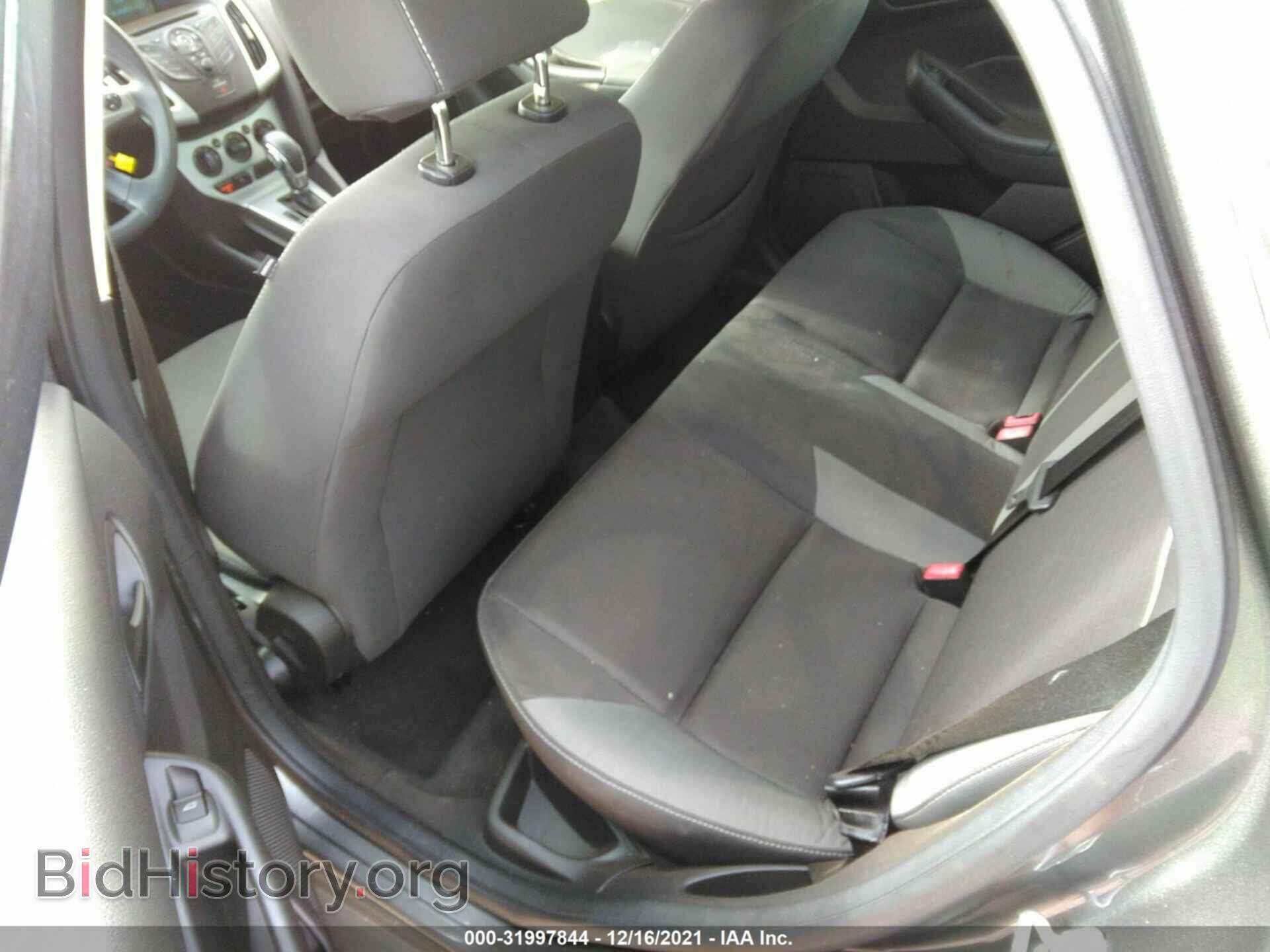 2012 FORD FOCUS - VIN: 1FAHP3F22CL395297 - Фото 8