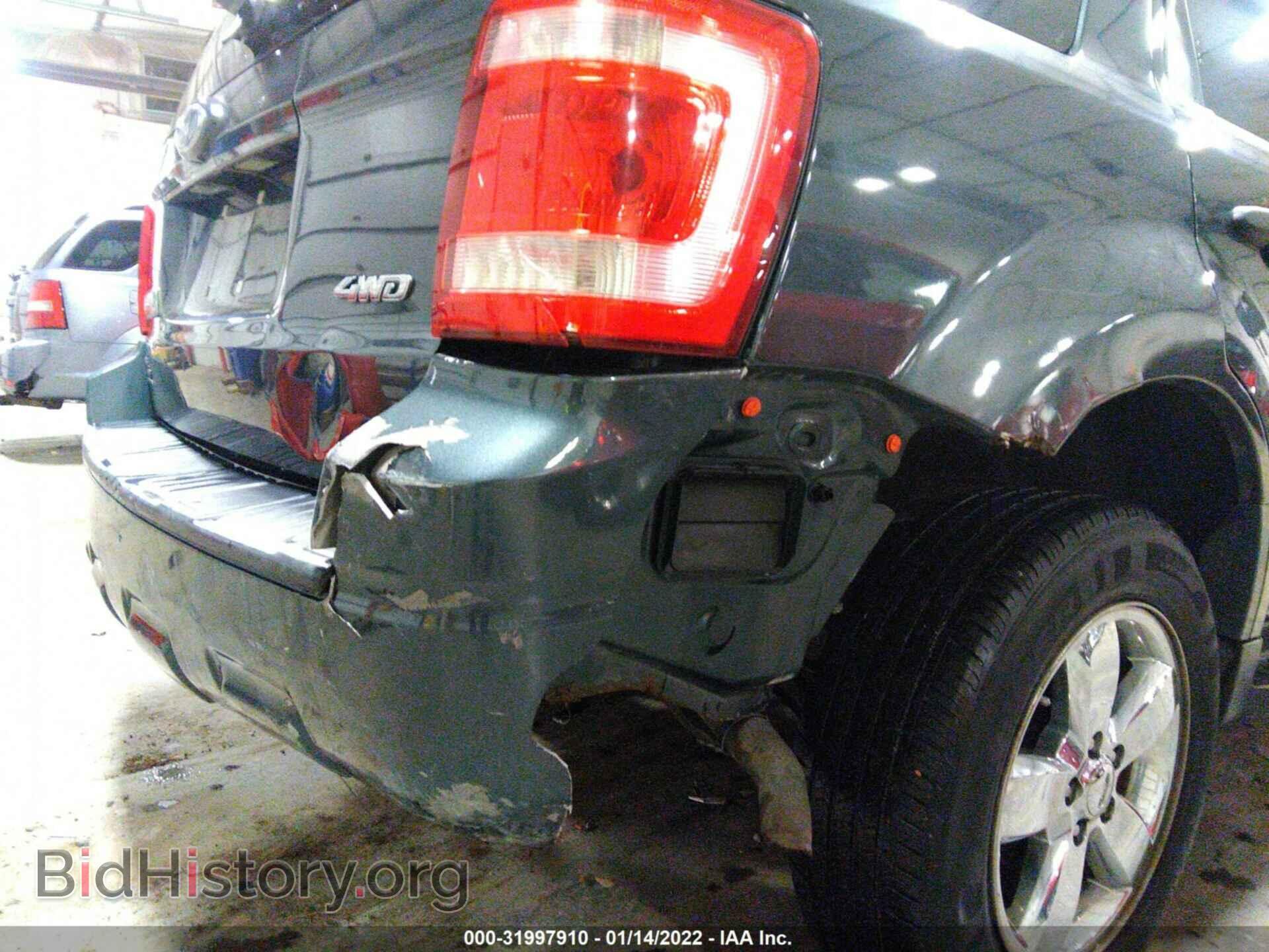 2008 FORD ESCAPE - VIN: 1FMCU93128KC82955 - Фото 6