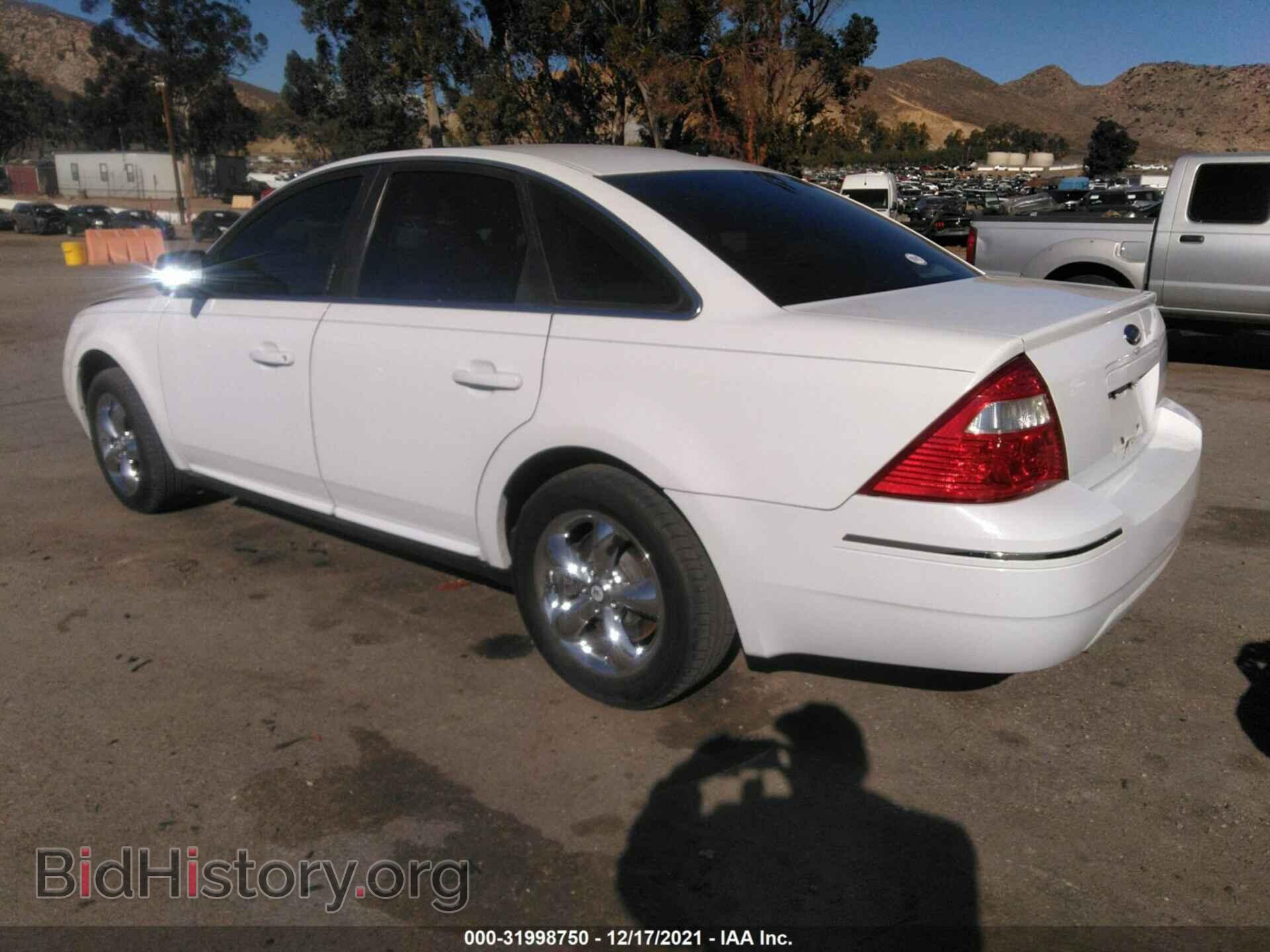 2007 FORD FIVE HUNDRED - VIN: 1FAFP24177G101368 - Фото 3