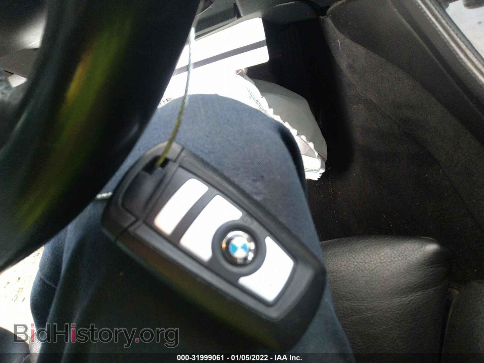2011 BMW 5 SERIES - VIN: WBAFR1C51BC743570 - Фото 11