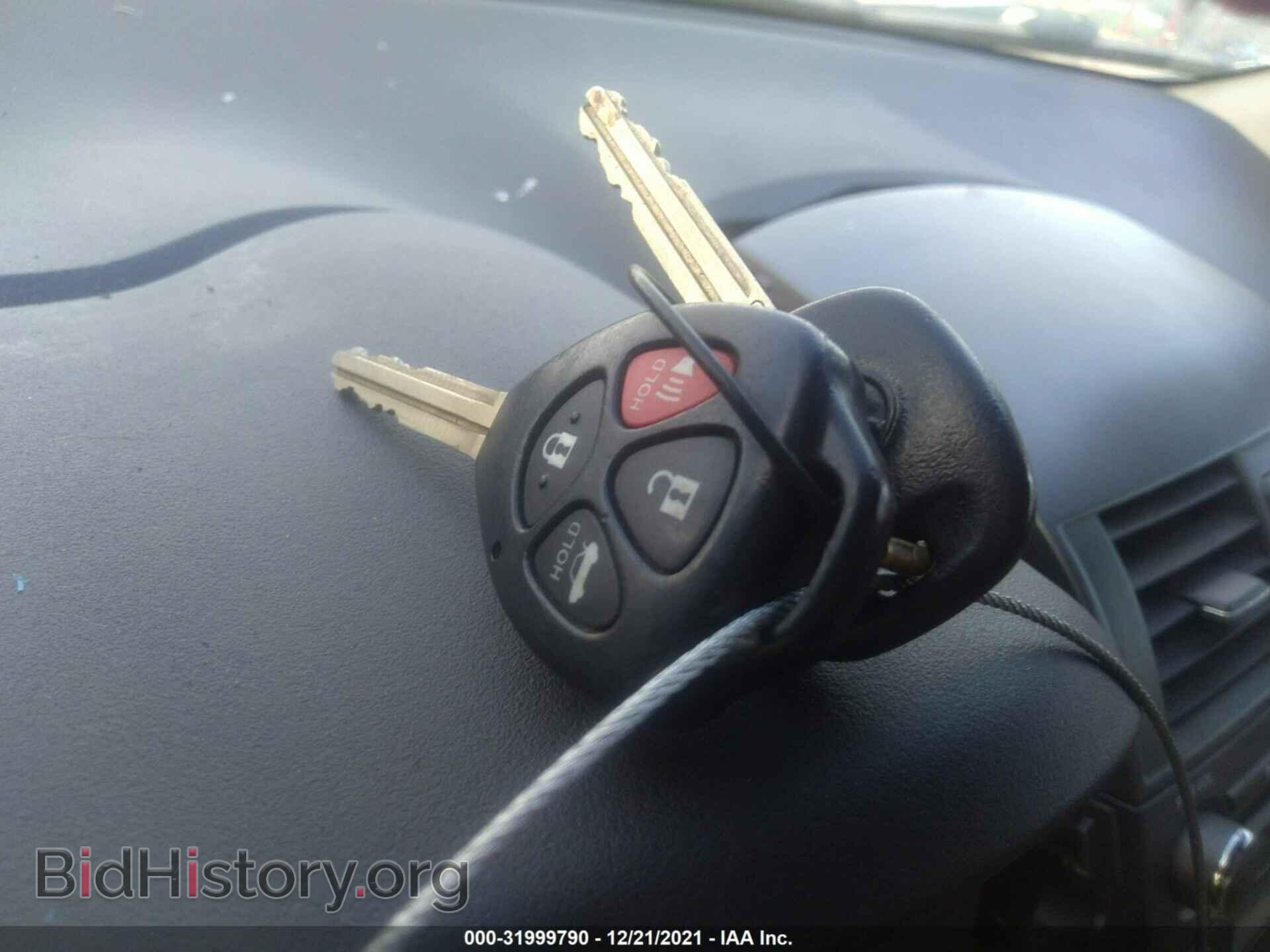 2011 TOYOTA COROLLA - VIN: 2T1BU4EE0BC752735 - Фото 11