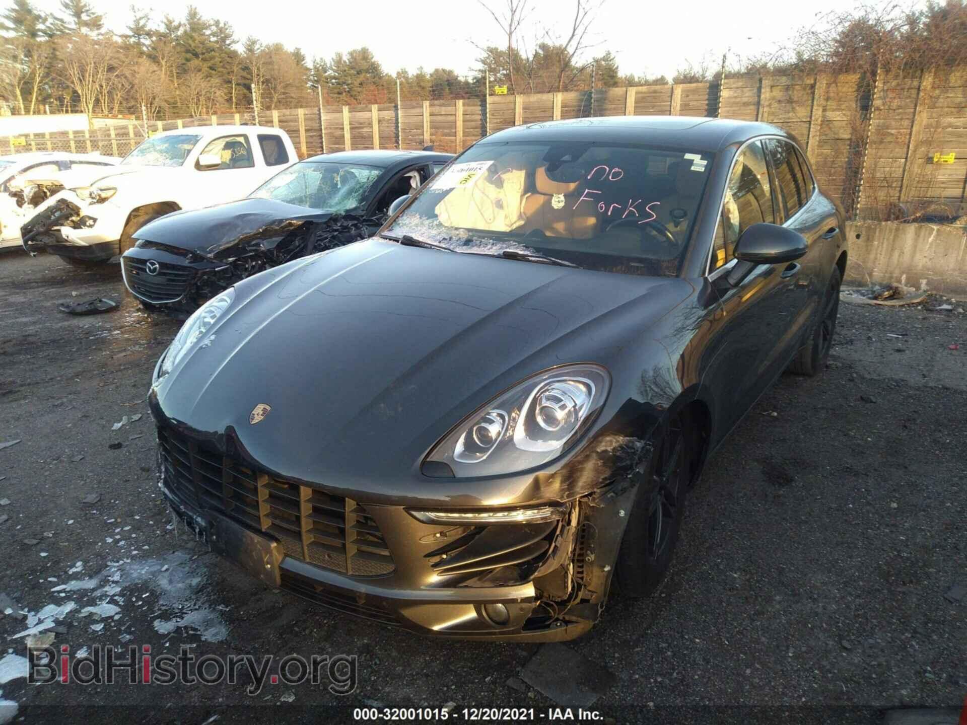 2017 PORSCHE MACAN - VIN: WP1AB2A57HLB14557 - Photo 2