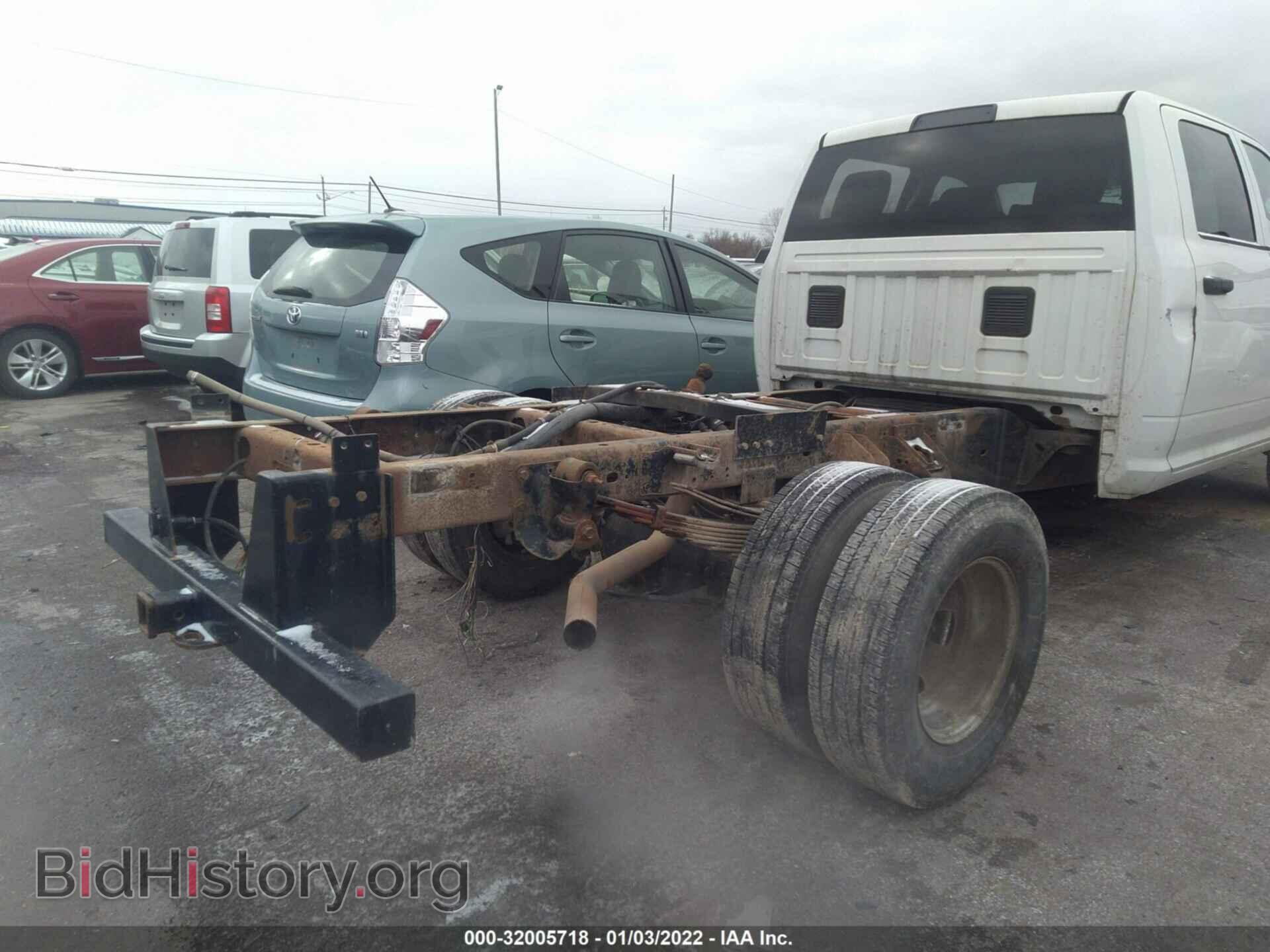 2013 RAM 3500 - VIN: 3C7WRTCT3DG580484 - Фото 4