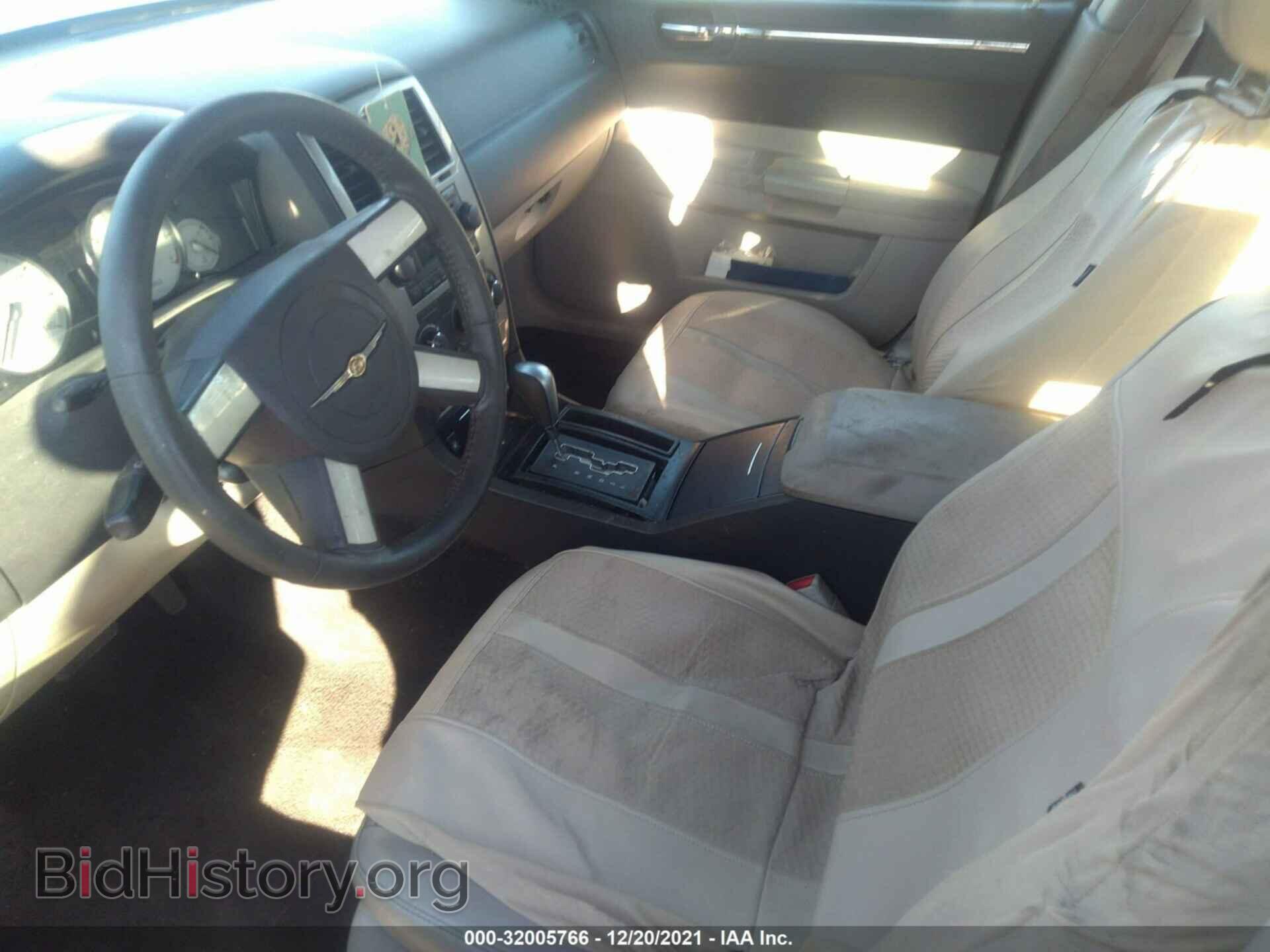 2006 CHRYSLER 300 - VIN: 2C3KA53G86H114915 - Фото 5