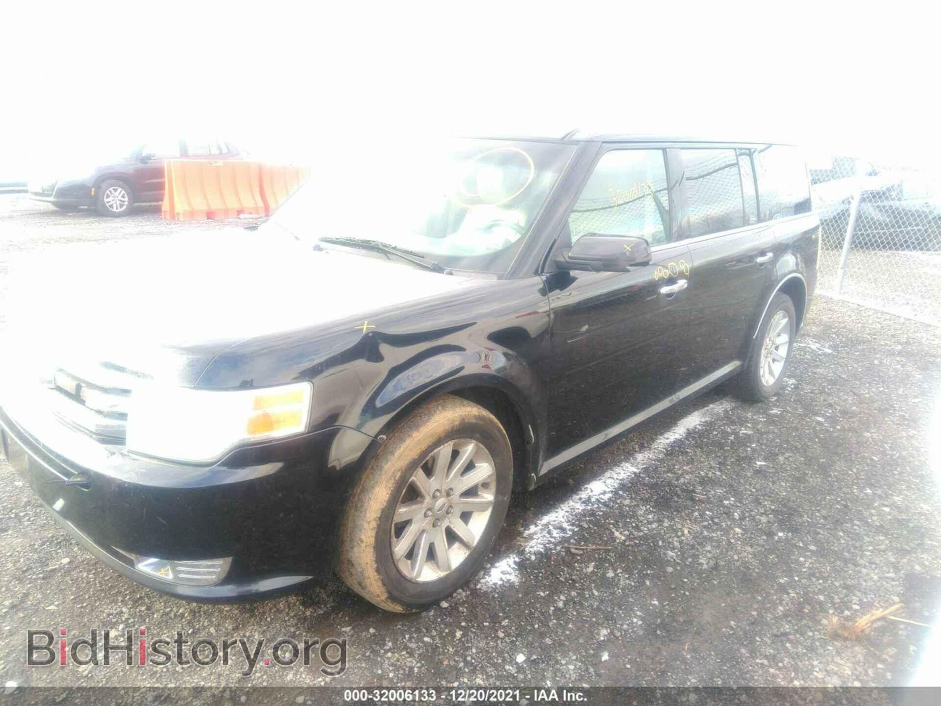 2009 FORD FLEX - VIN: 2FMEK62CX9BB07073 - Фото 2