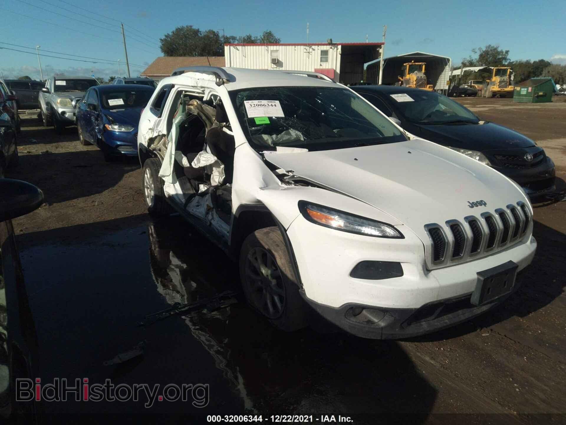 Фотография 1C4PJLCB1GW228977 - JEEP CHEROKEE 2016