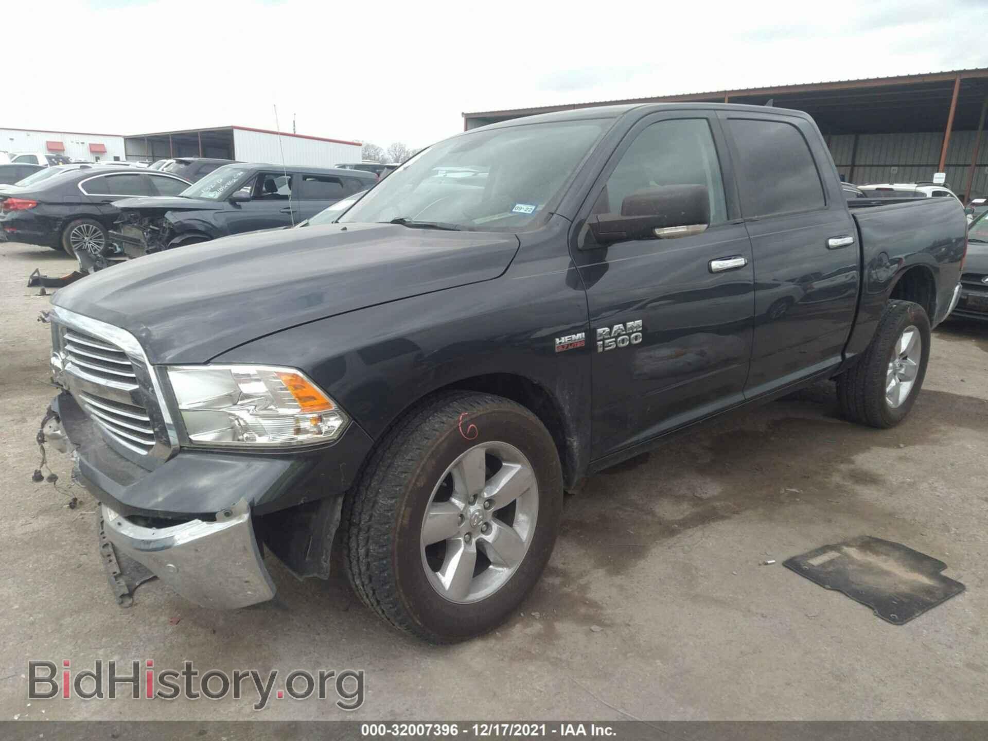 2017 RAM 1500 - VIN: 1C6RR6LT8HS513882 - Фото 2