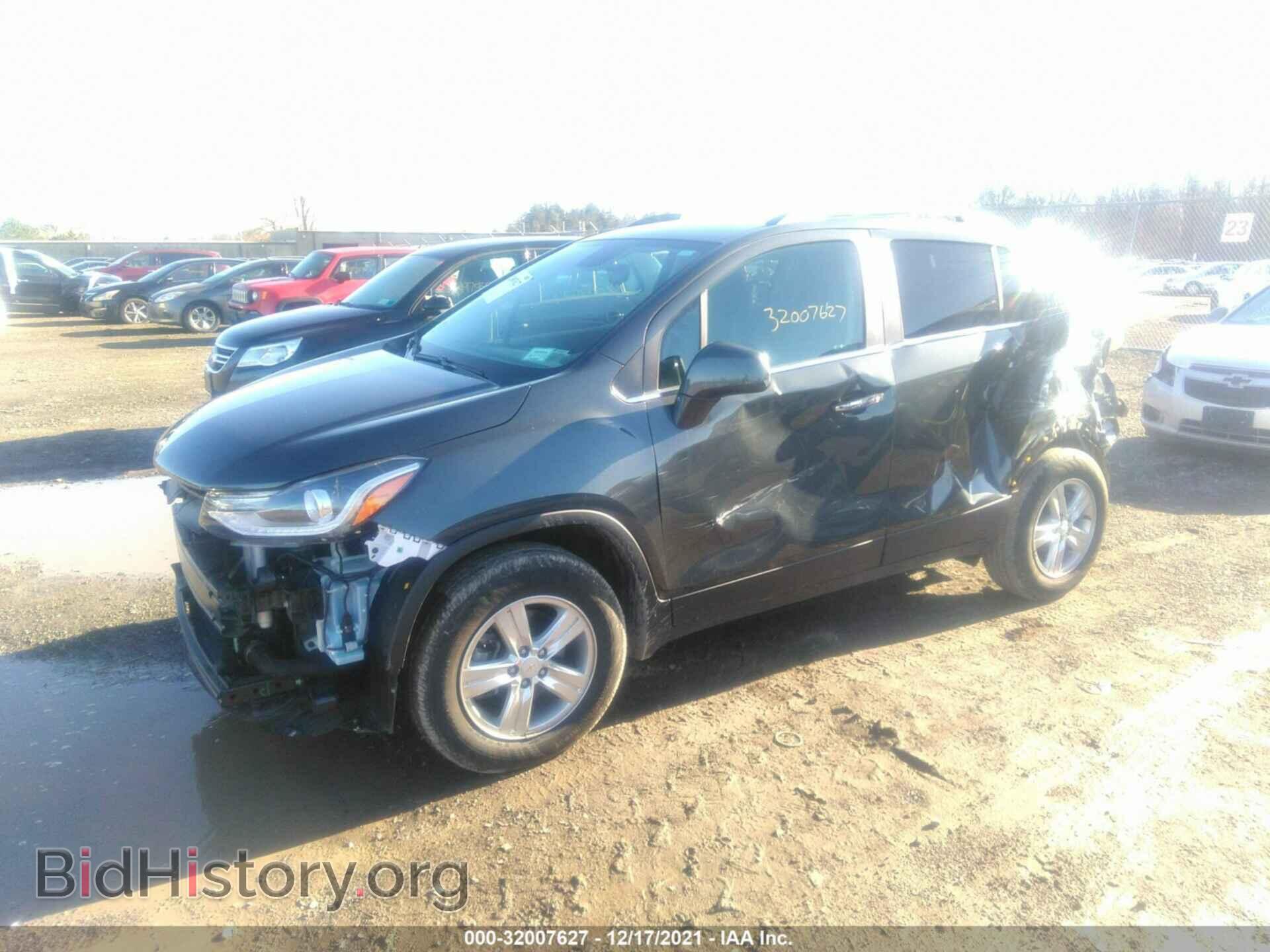 2018 CHEVROLET TRAX - VIN: KL7CJPSB0JB647888 - Фото 2