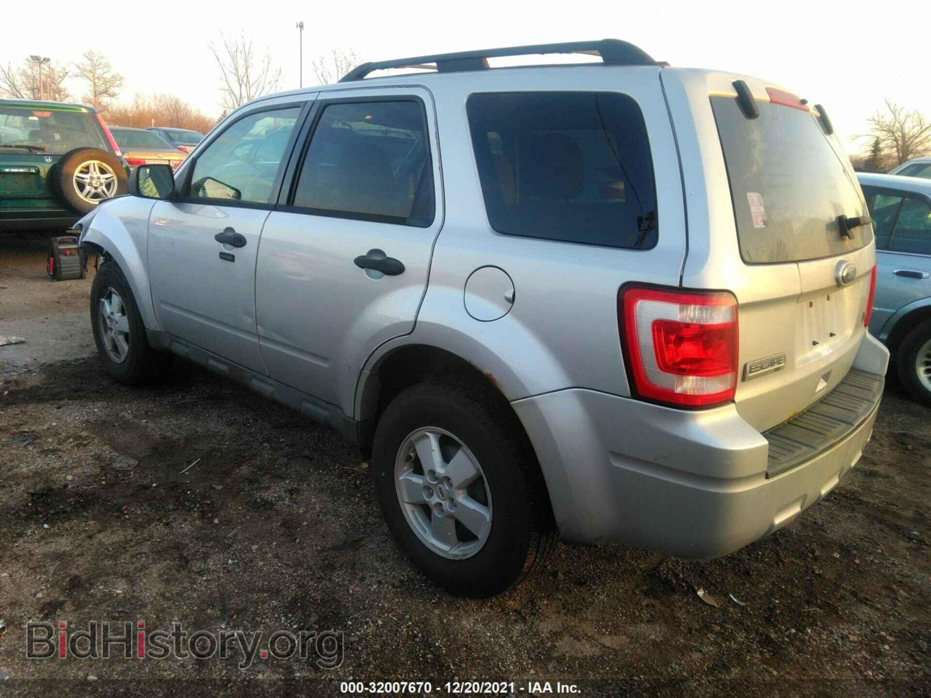 2010 FORD ESCAPE - VIN: 1FMCU9DG6AKB40617 - Фото 3