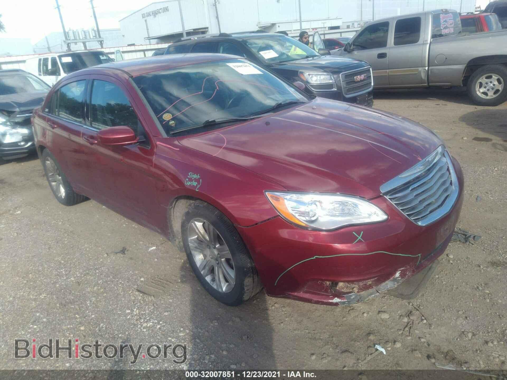 Photo 1C3CCBAB7DN761427 - CHRYSLER 200 2013