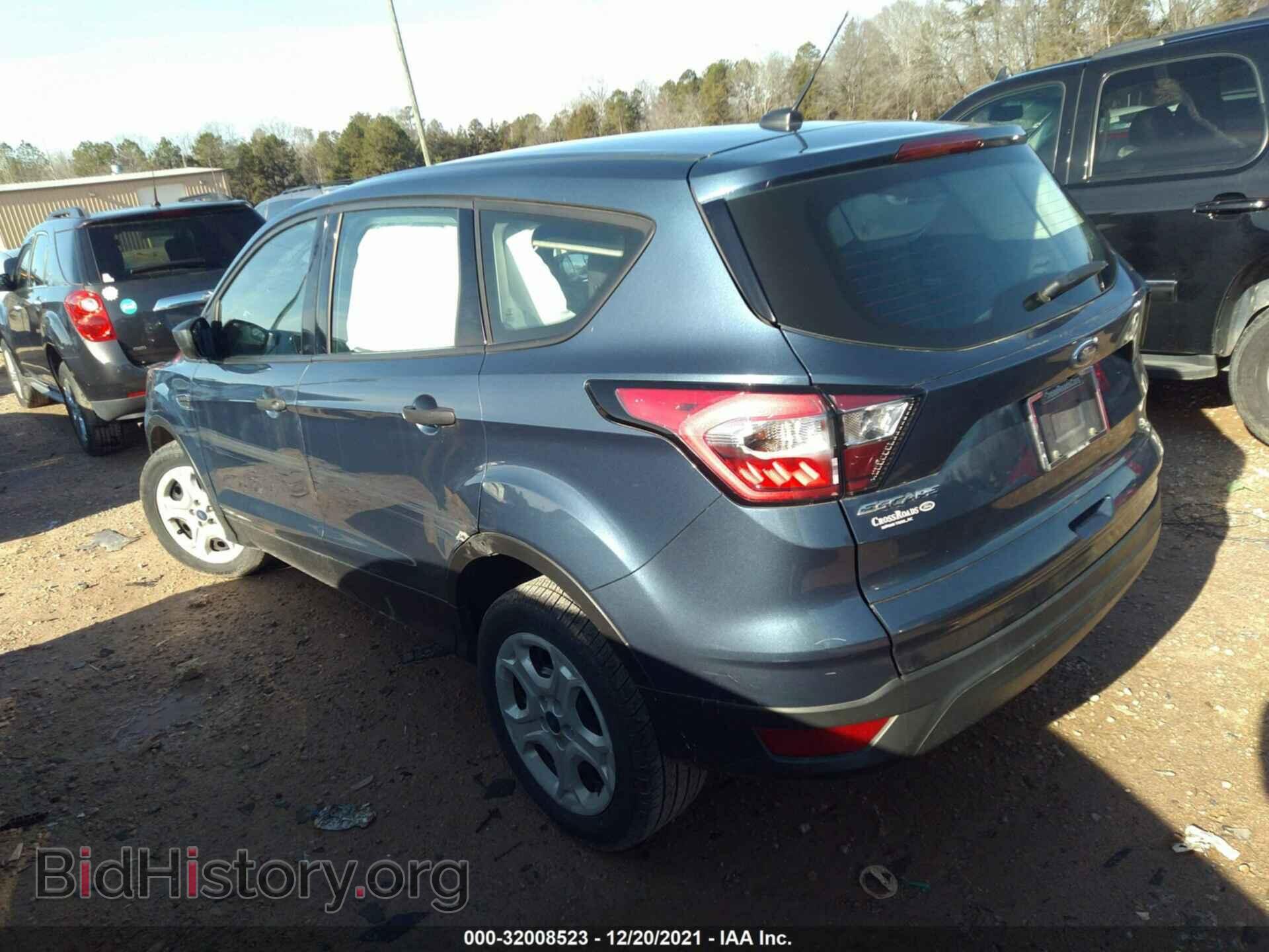 2018 FORD ESCAPE - VIN: 1FMCU0F76JUB35639 - Фото 3