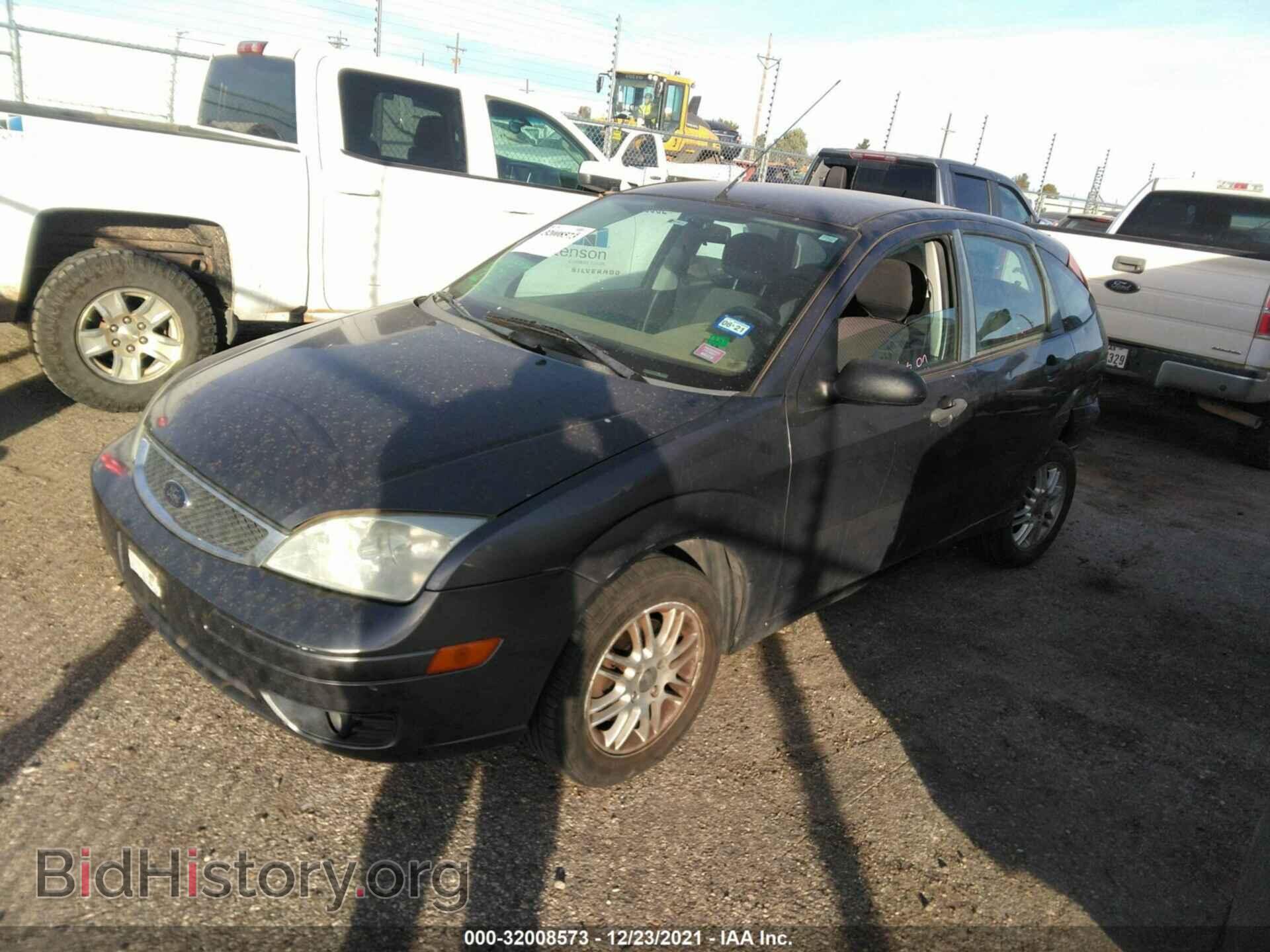 2007 FORD FOCUS - VIN: 1FAFP37N37W304056 - Фото 2