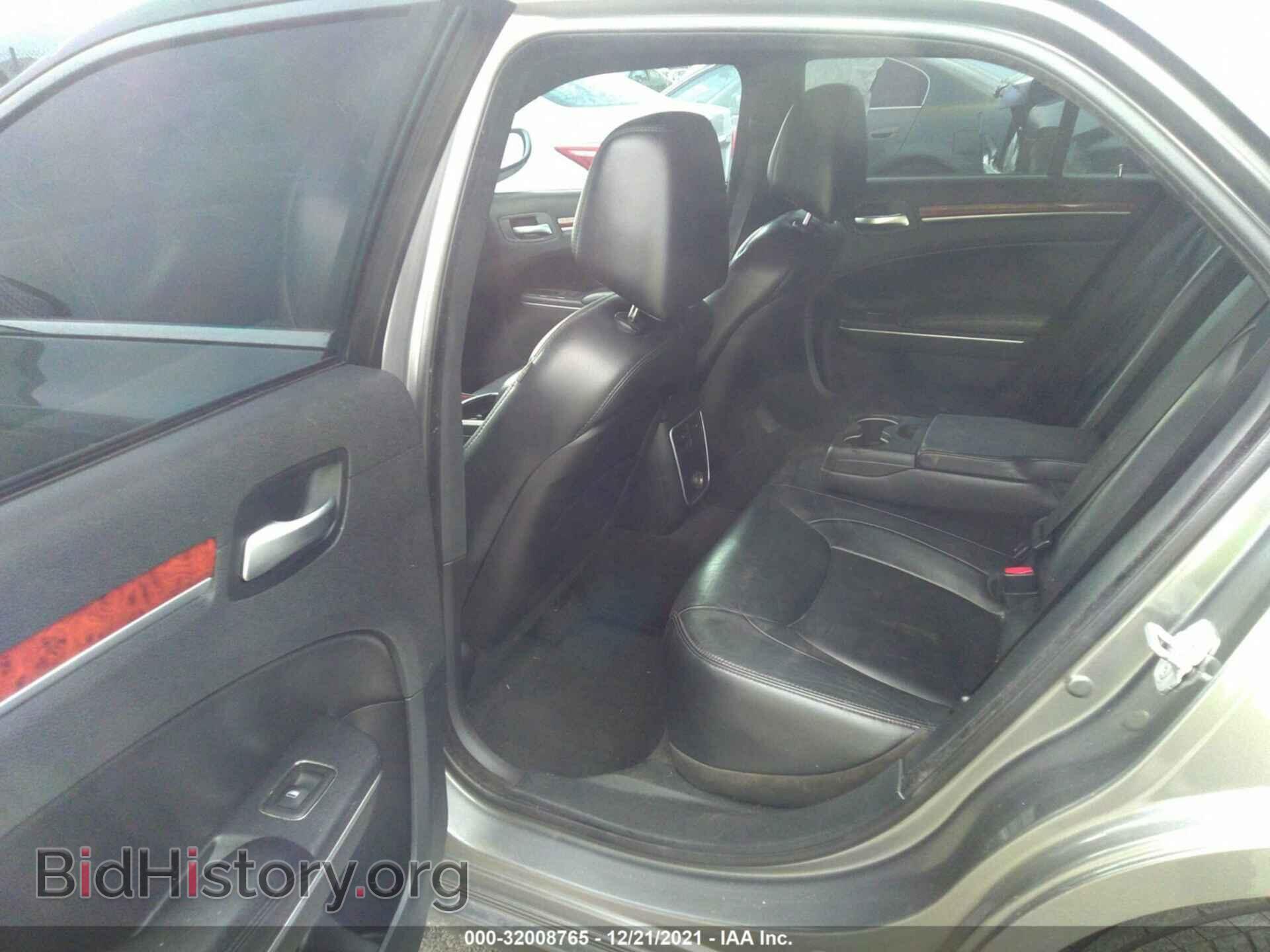 2012 CHRYSLER 300 - VIN: 2C3CCACG5CH308238 - Фото 8