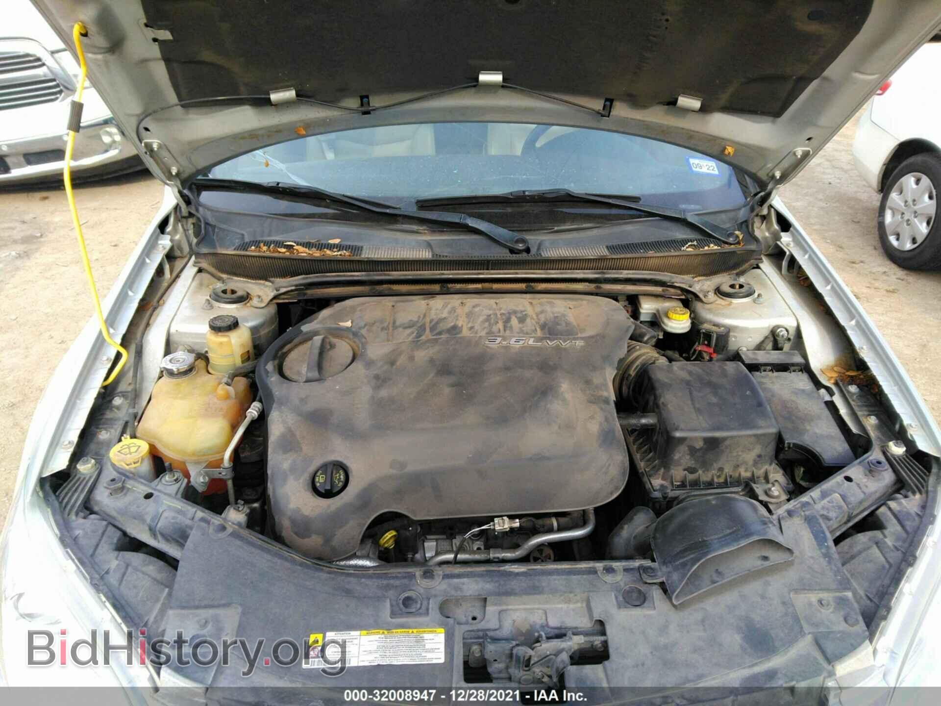 2011 CHRYSLER 200 - VIN: 1C3BC7EG2BN615142 - Фото 10